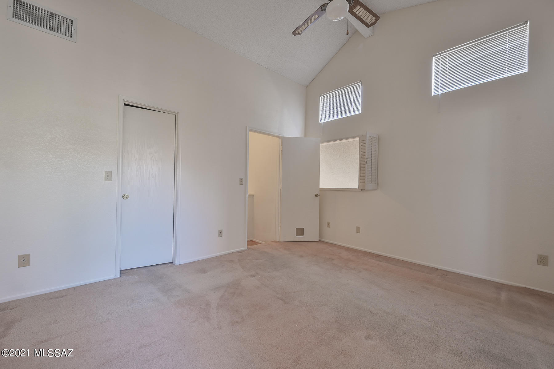 1432 W Calle Gallego