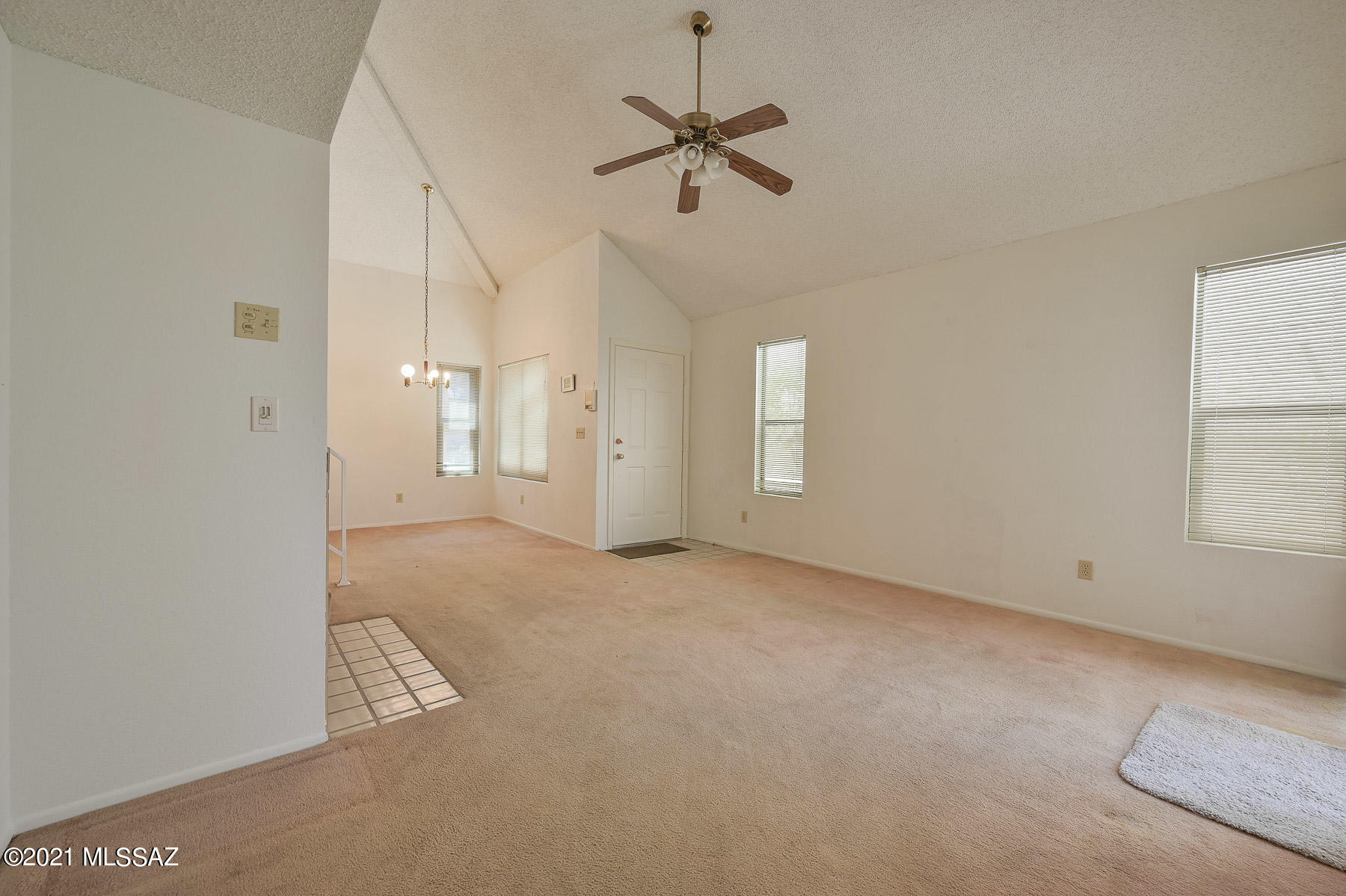 1432 W Calle Gallego