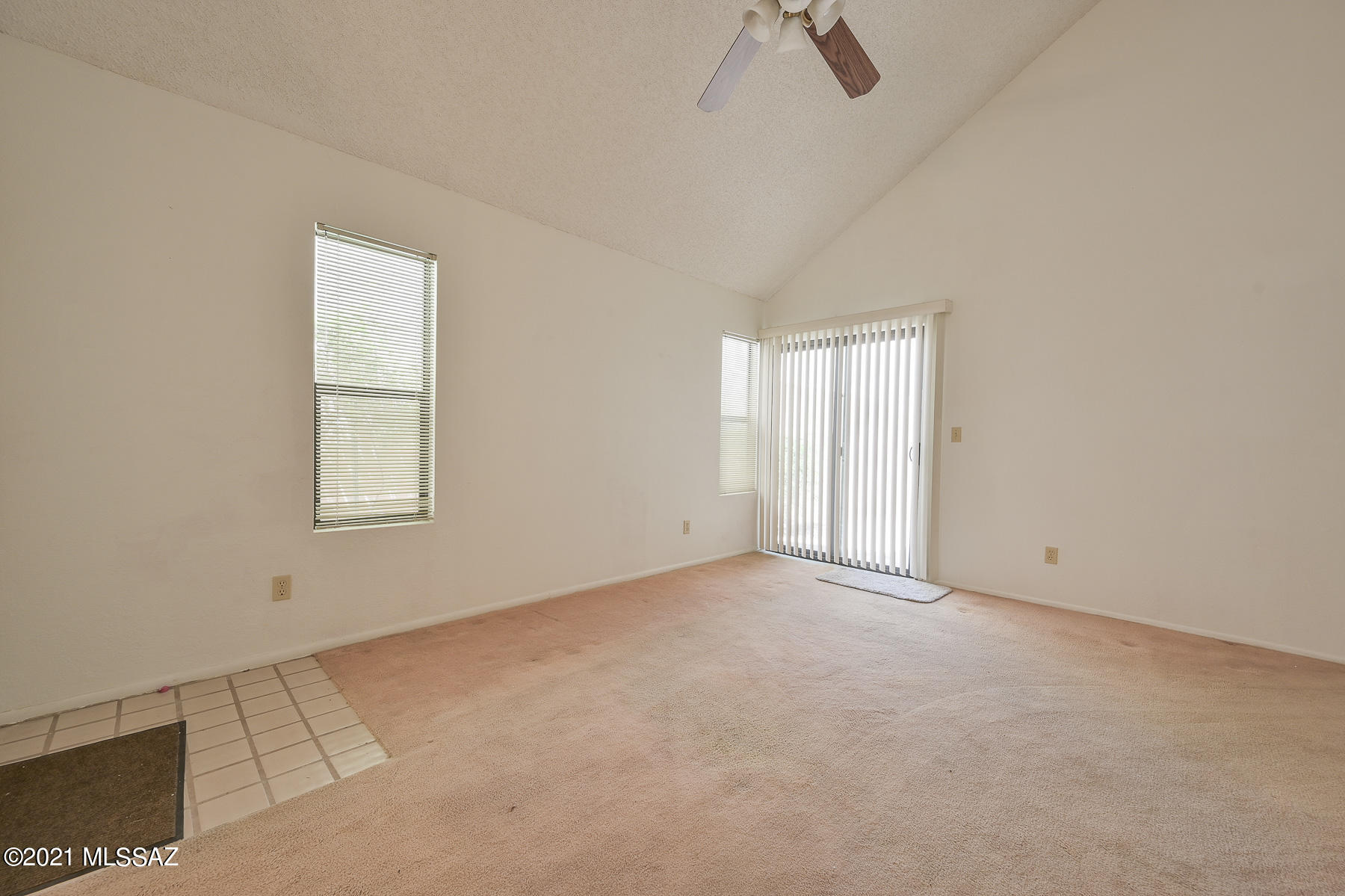 1432 W Calle Gallego