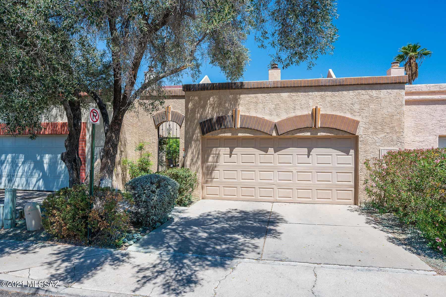 1432 W Calle Gallego