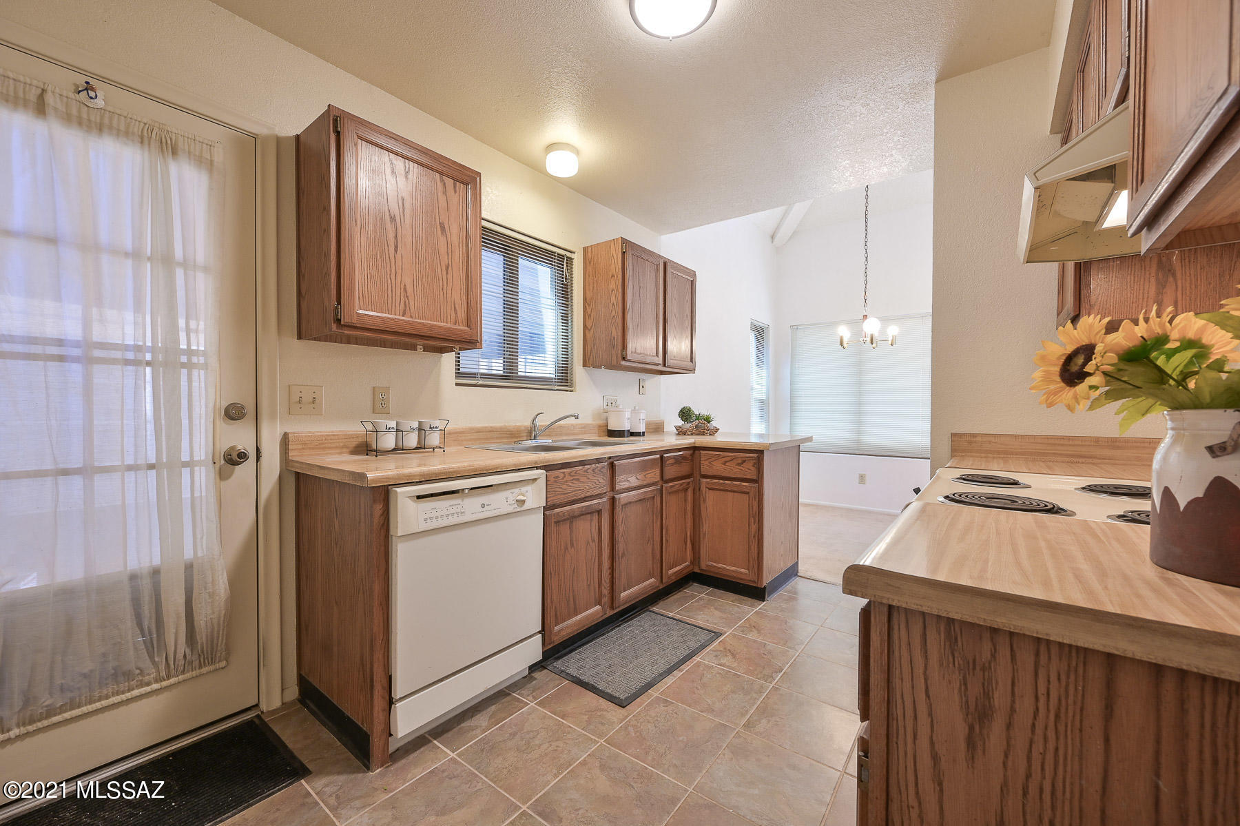 1432 W Calle Gallego