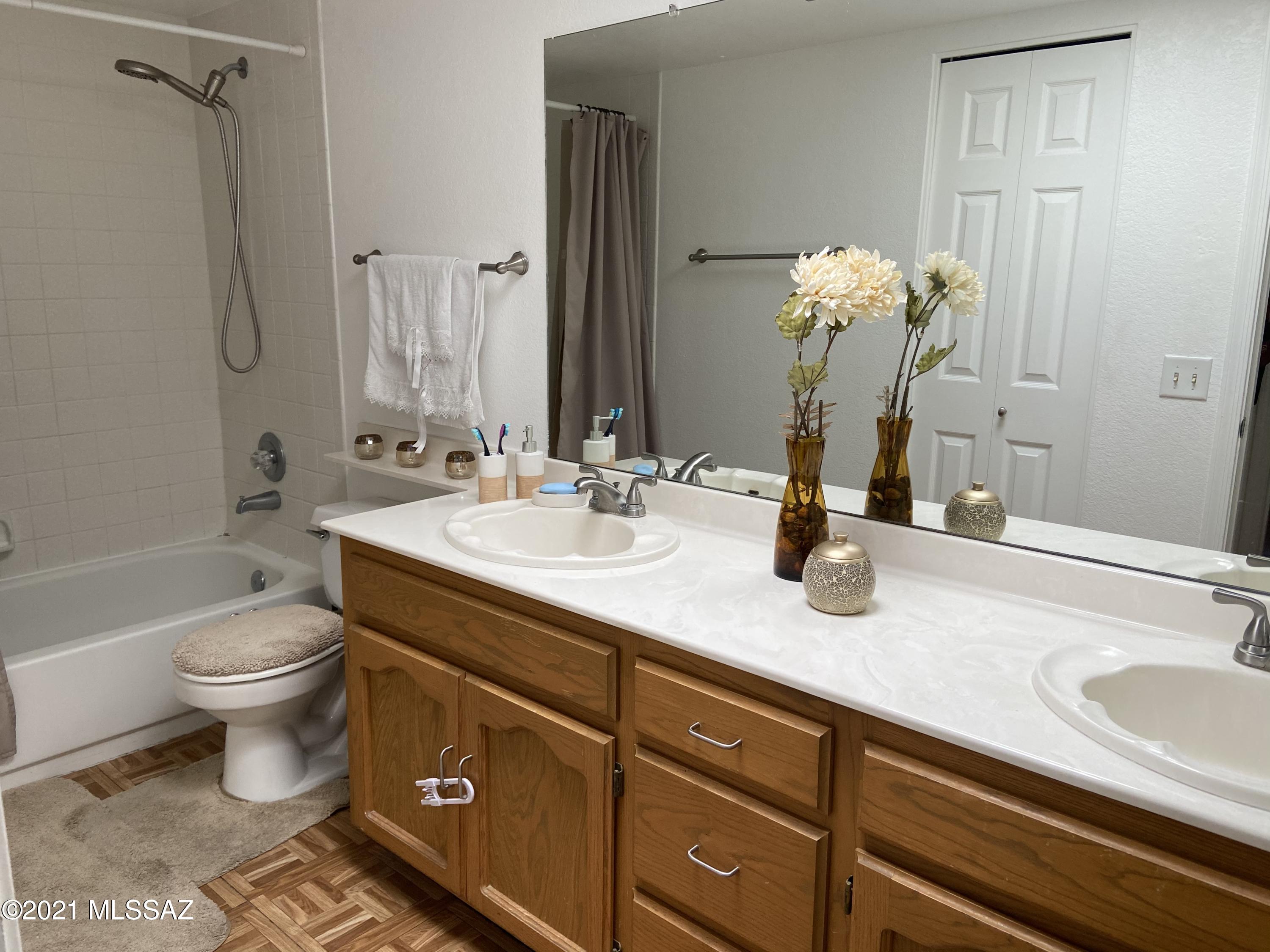 1200 E River Road Unit: I-116