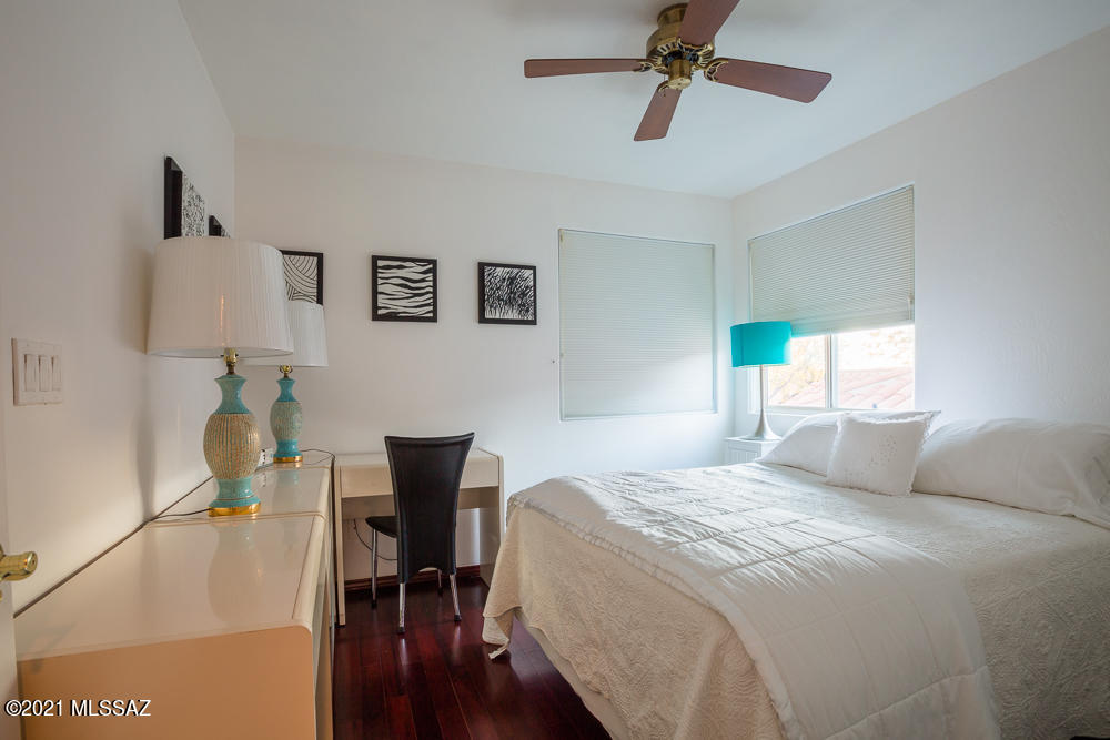 3867 E Calle Cayo
