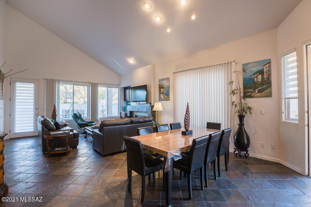 3867 E Calle Cayo