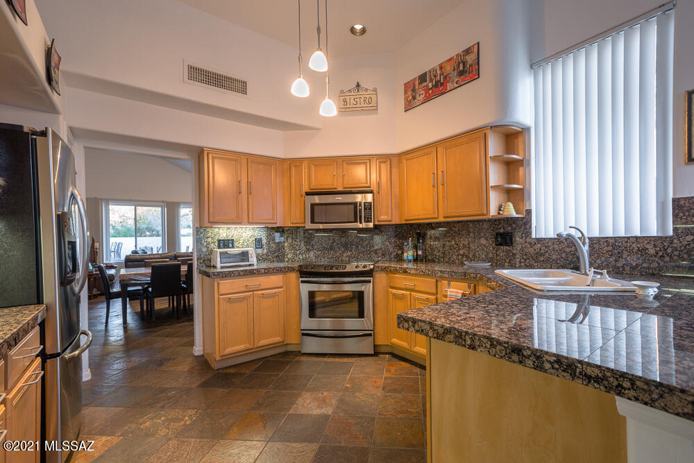 3867 E Calle Cayo