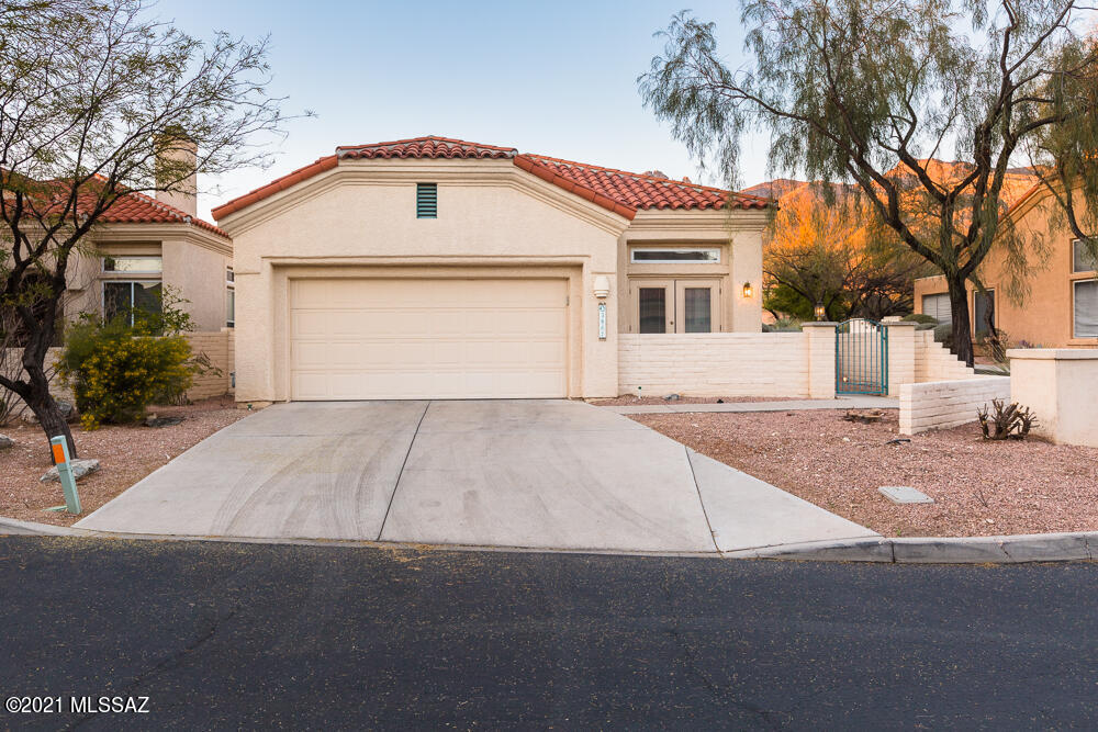 3867 E Calle Cayo