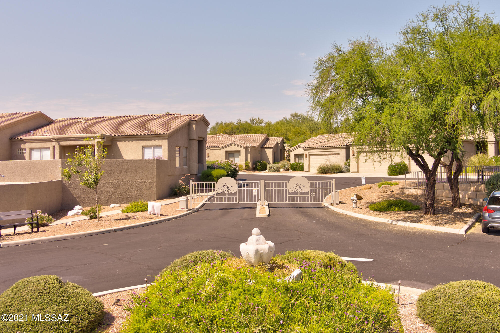 3869 N Forest Park Drive