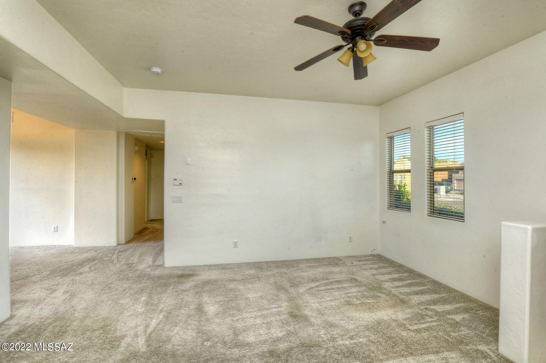 2946 N Cardell Circle