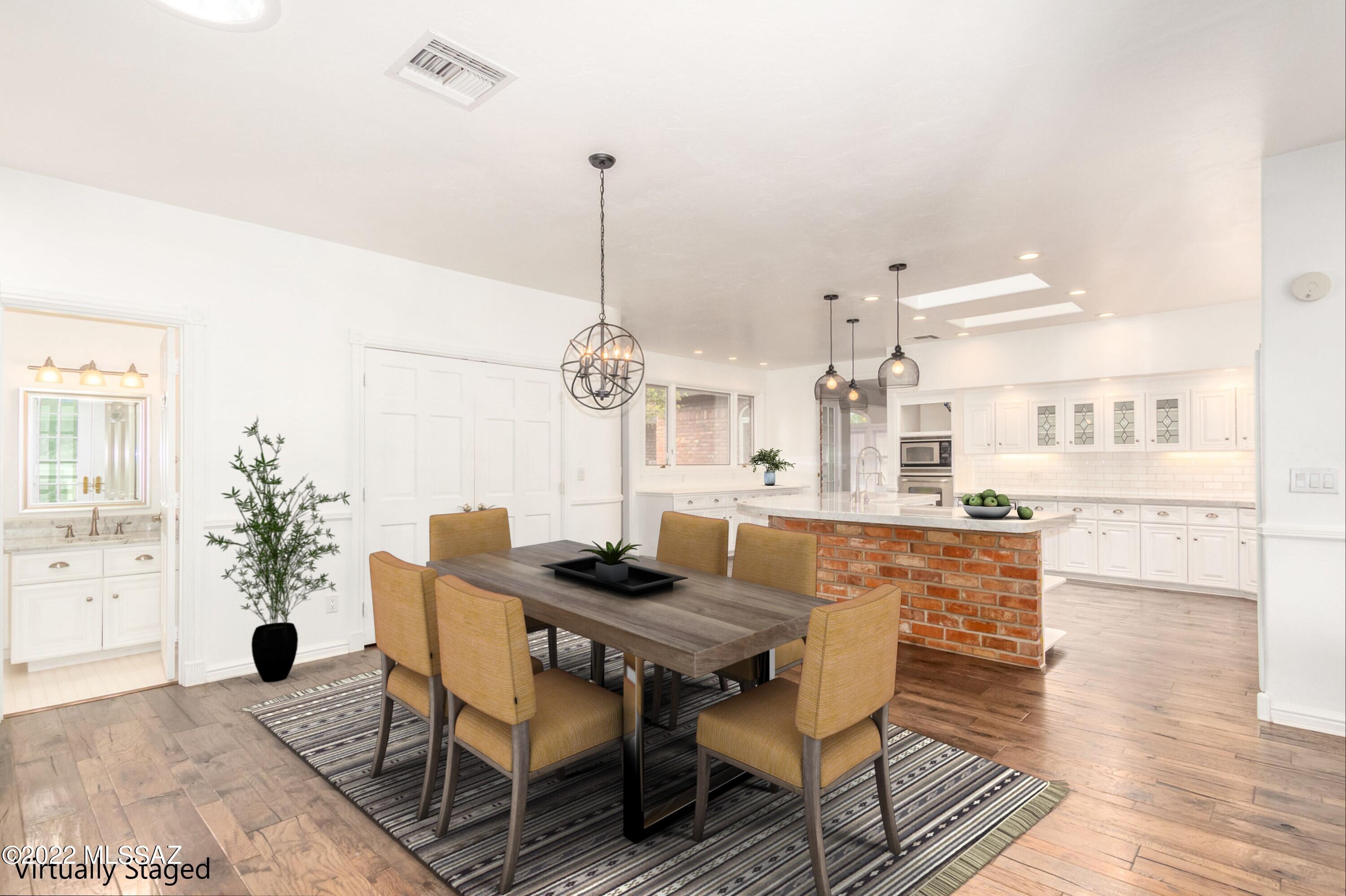 2306 Circulo De Anza