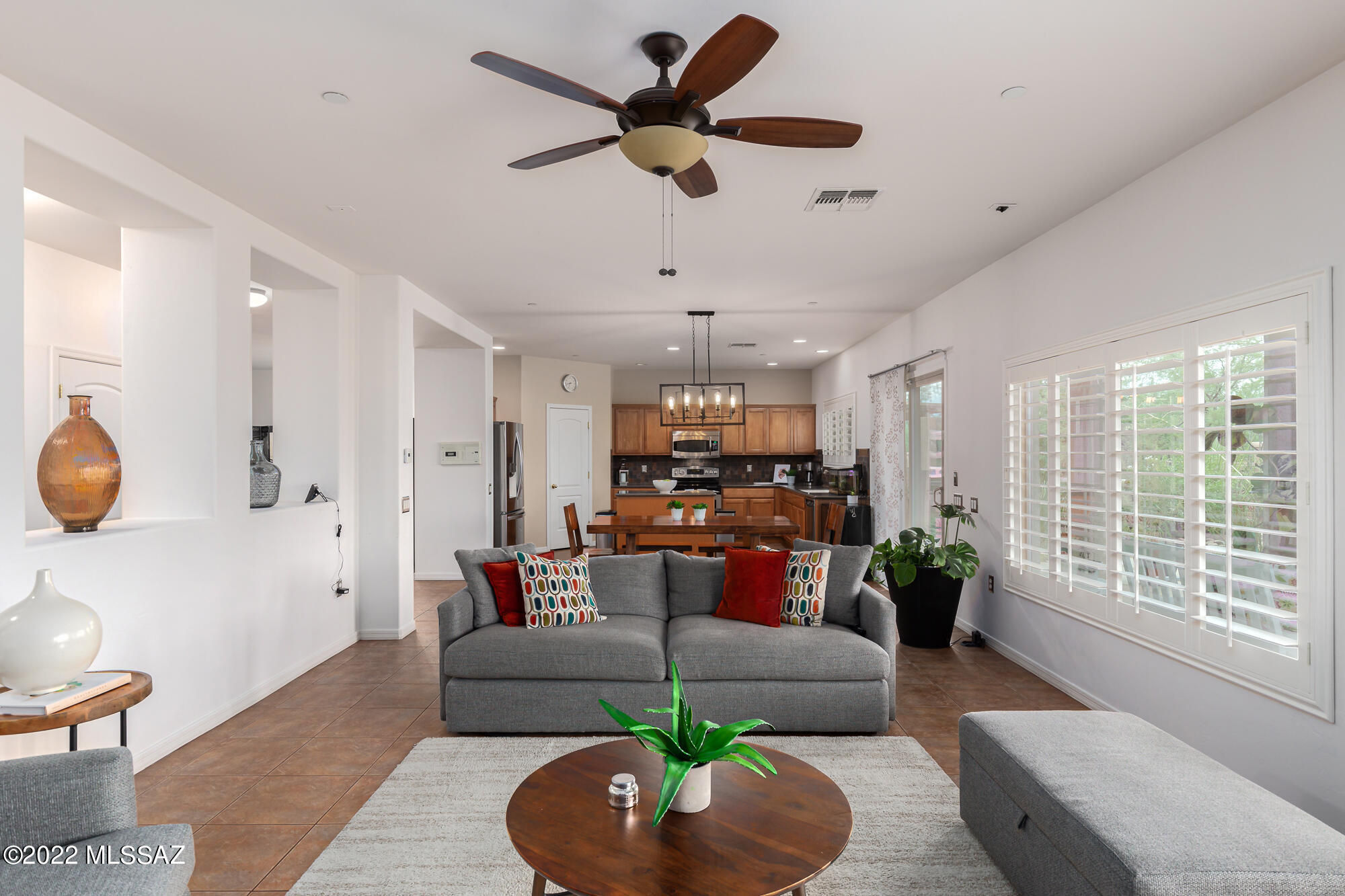 866 W Vuelta Granadina