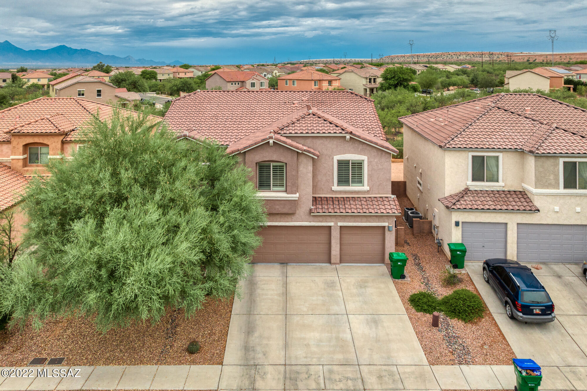 866 W Vuelta Granadina