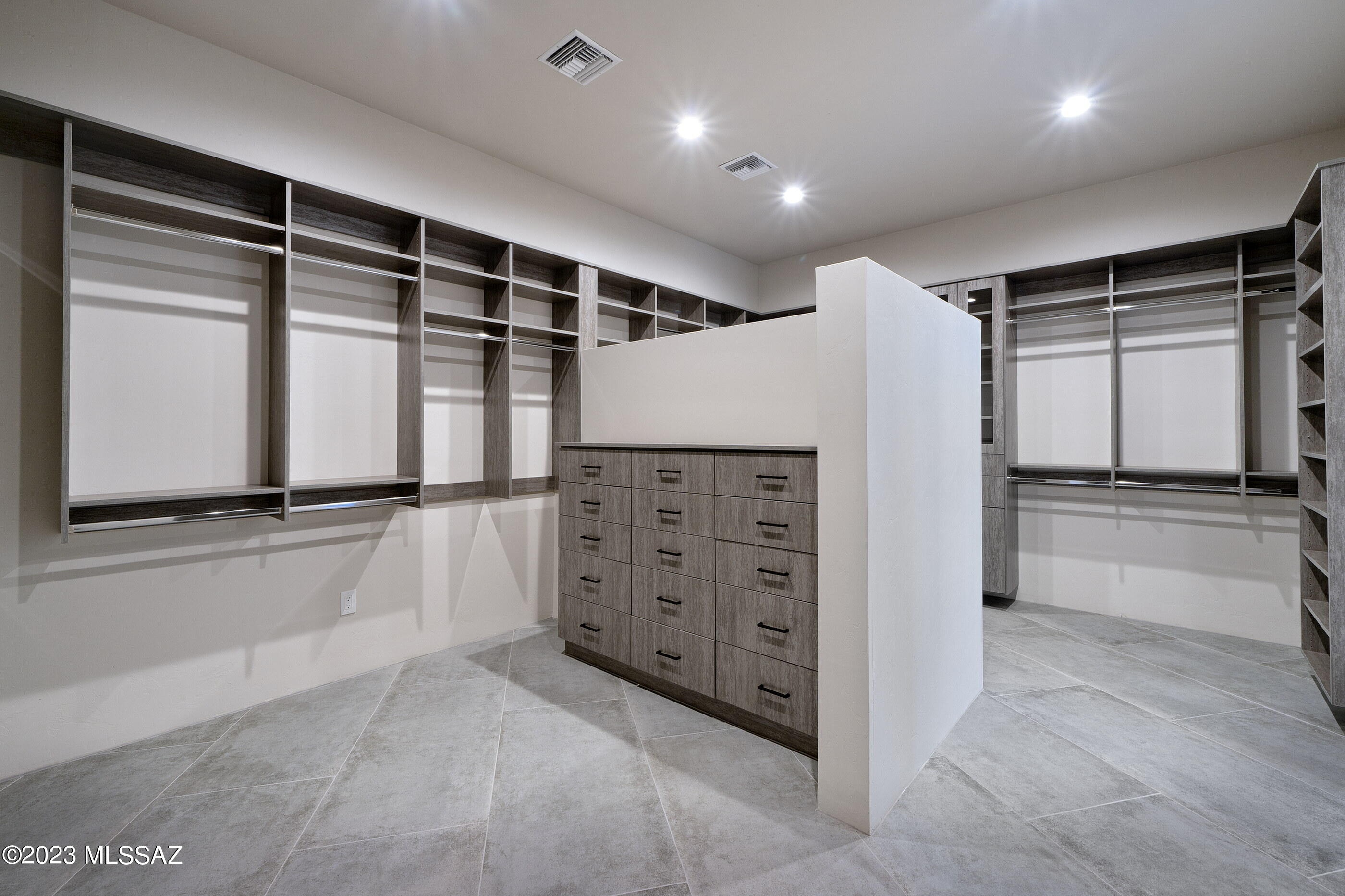 2131 E Desert Garden Drive