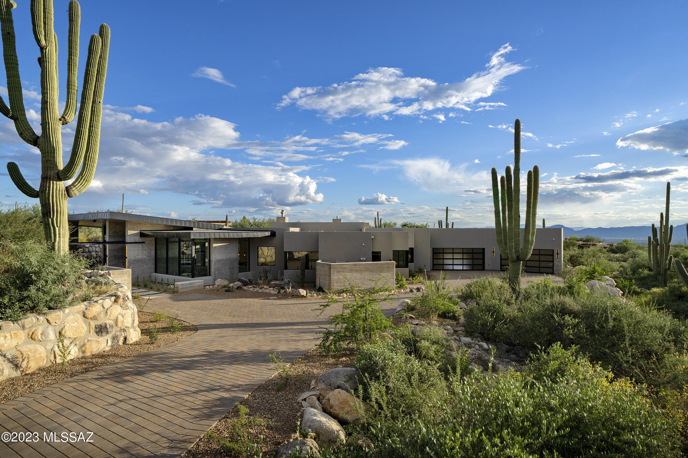 2131 E Desert Garden Drive
