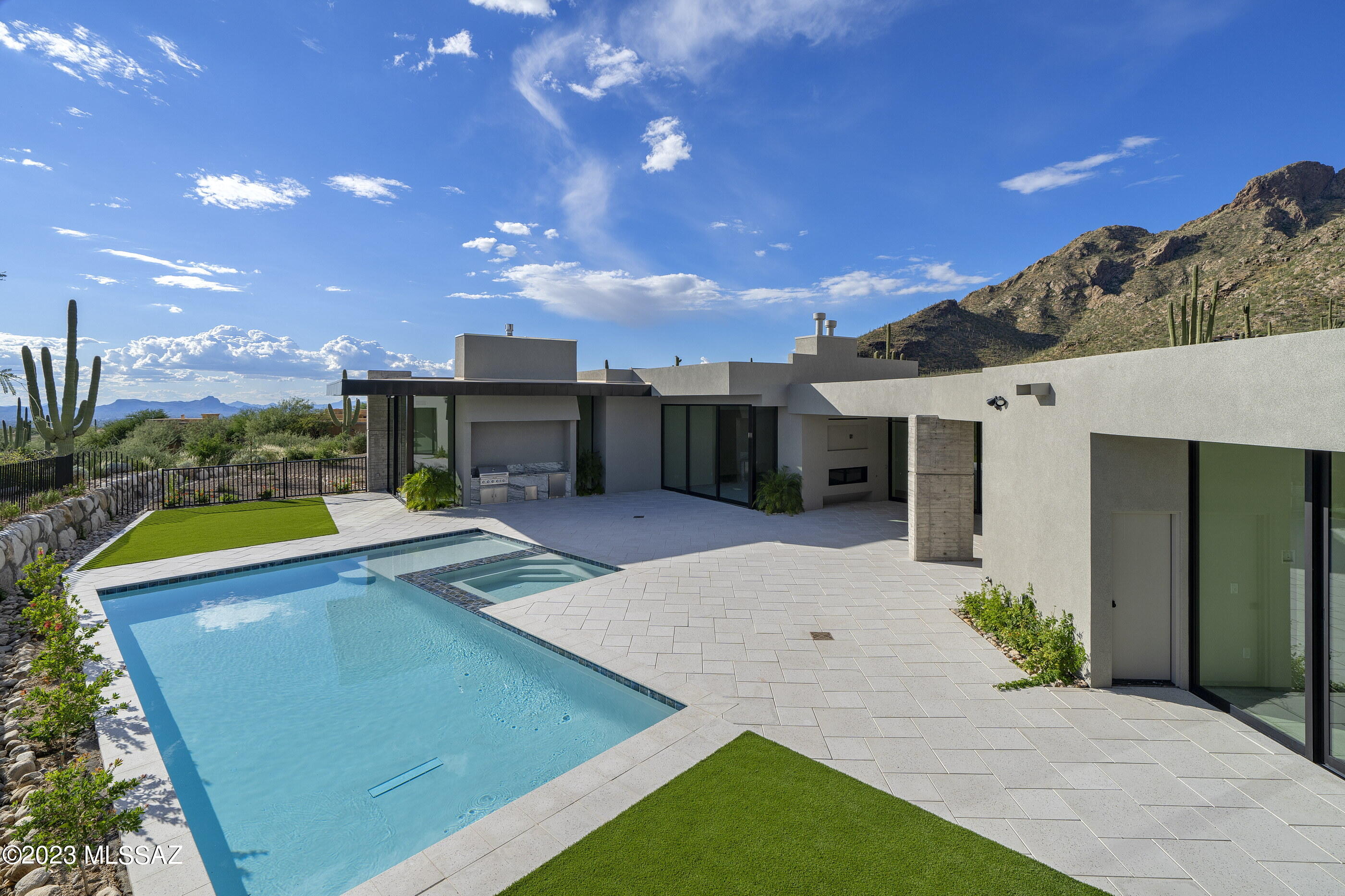 2131 E Desert Garden Drive