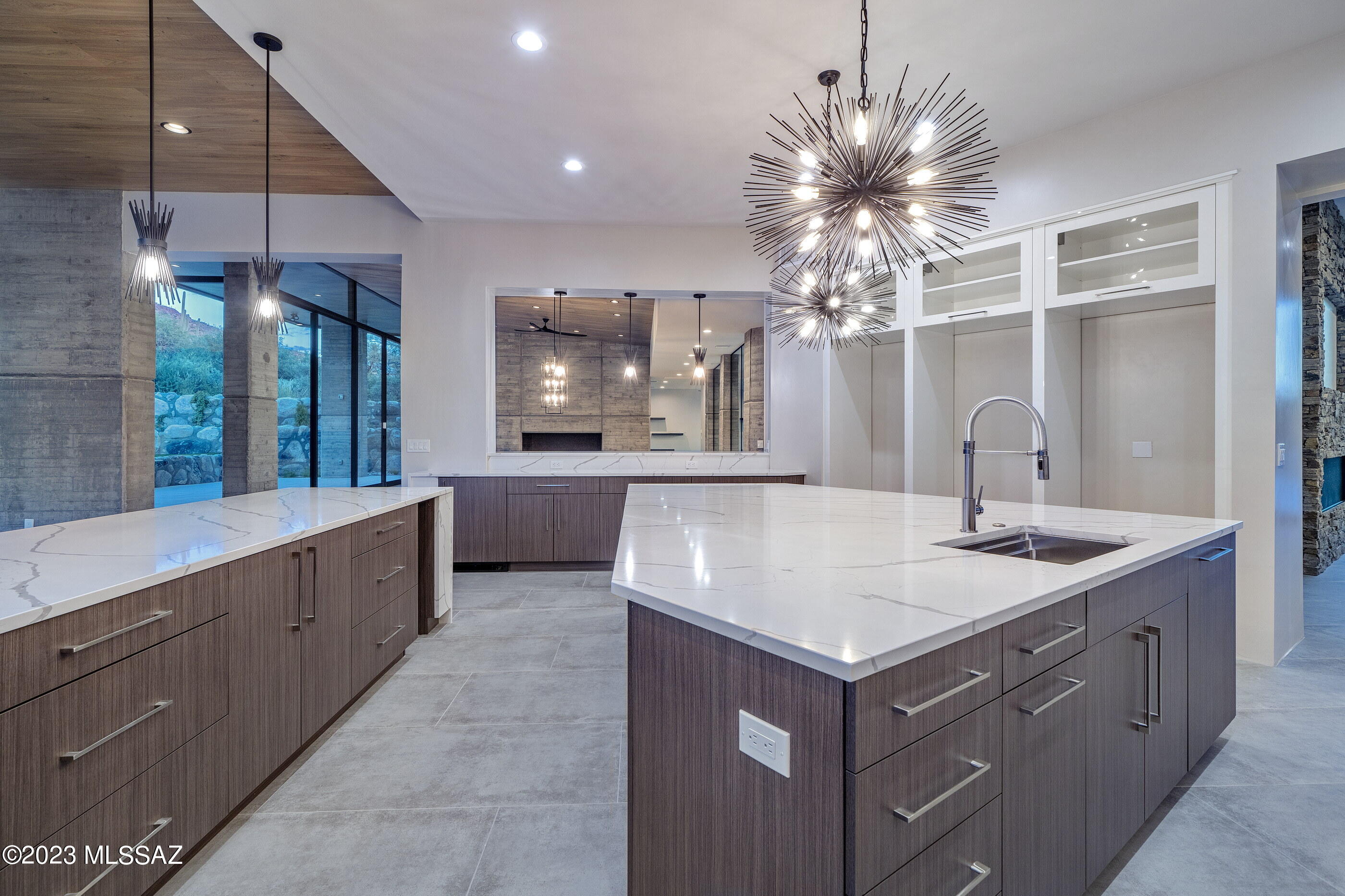2131 E Desert Garden Drive