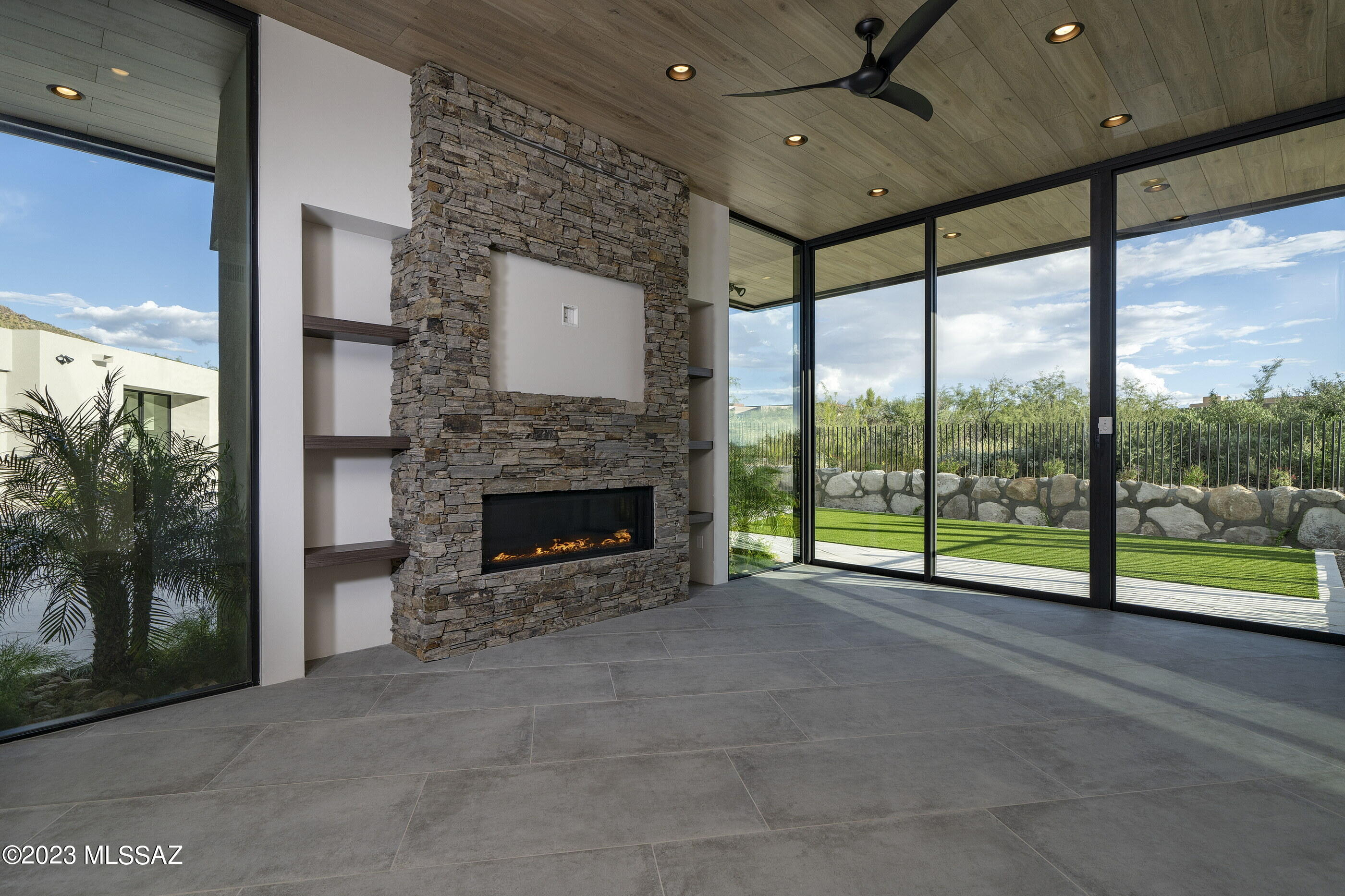 2131 E Desert Garden Drive