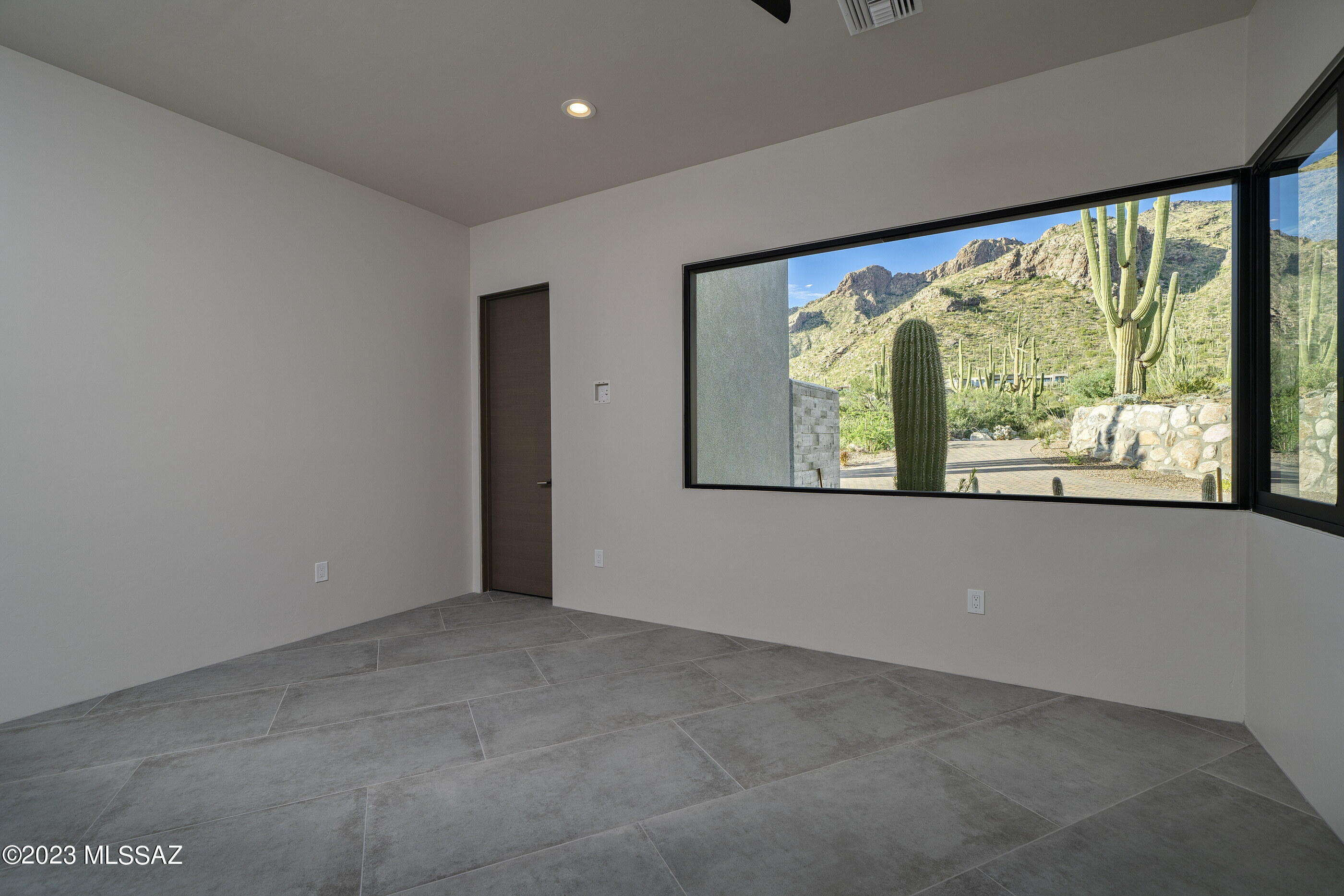2131 E Desert Garden Drive