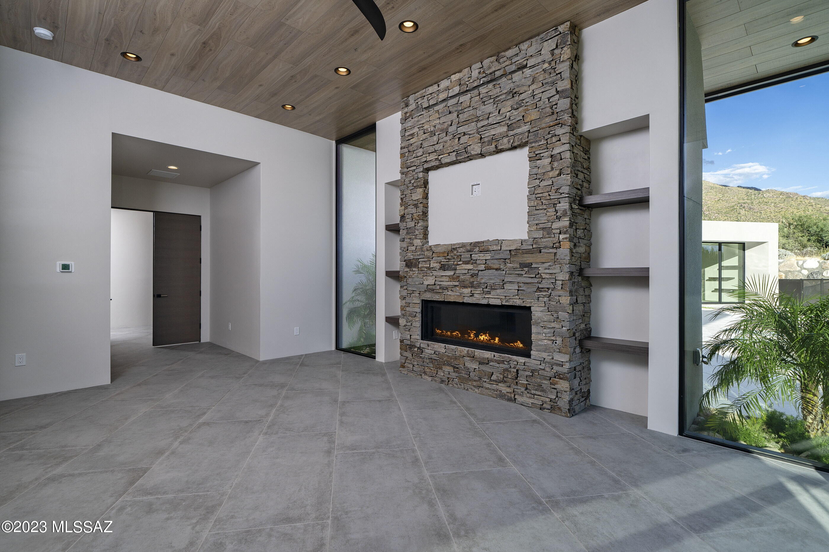 2131 E Desert Garden Drive