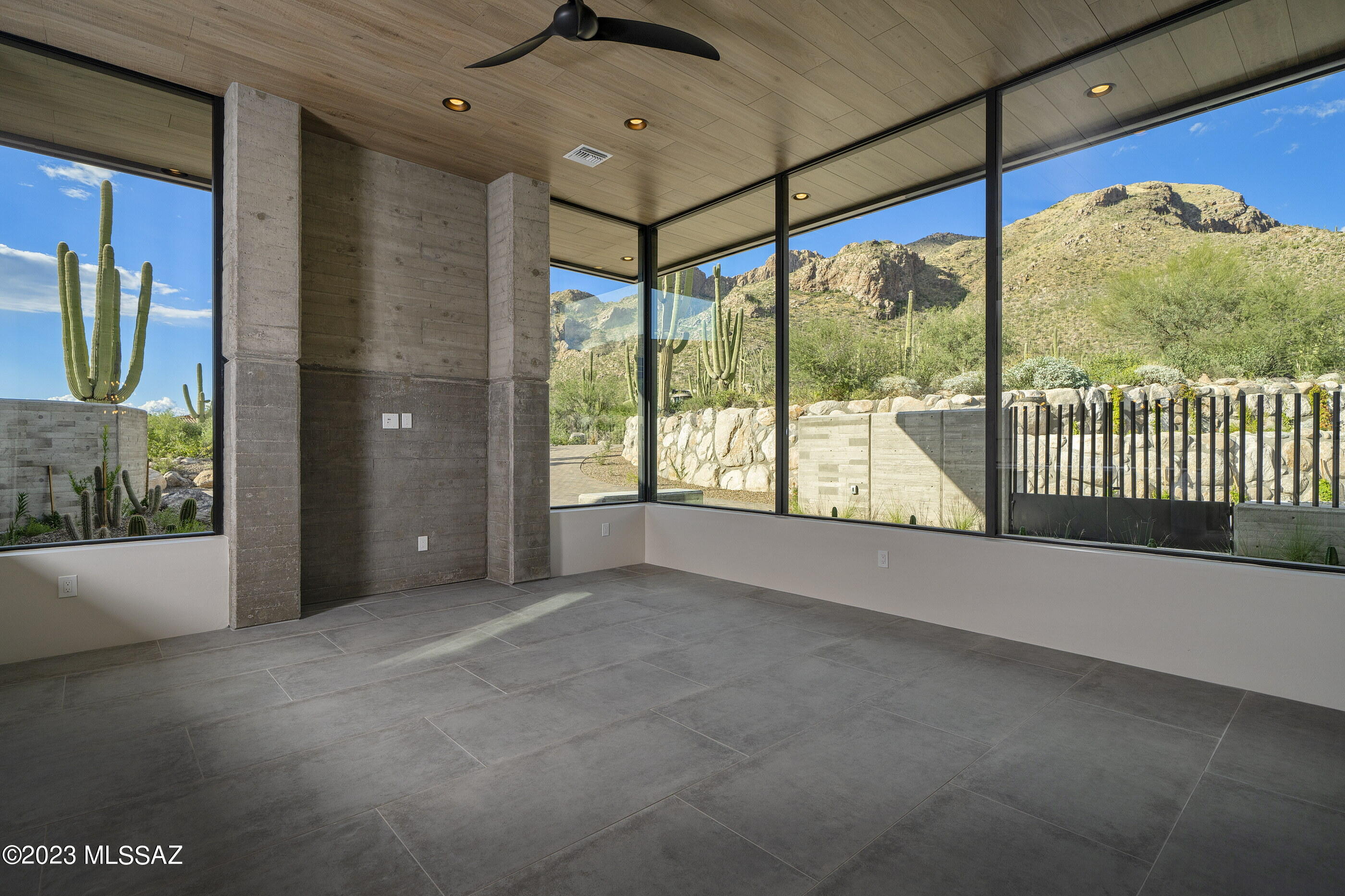 2131 E Desert Garden Drive