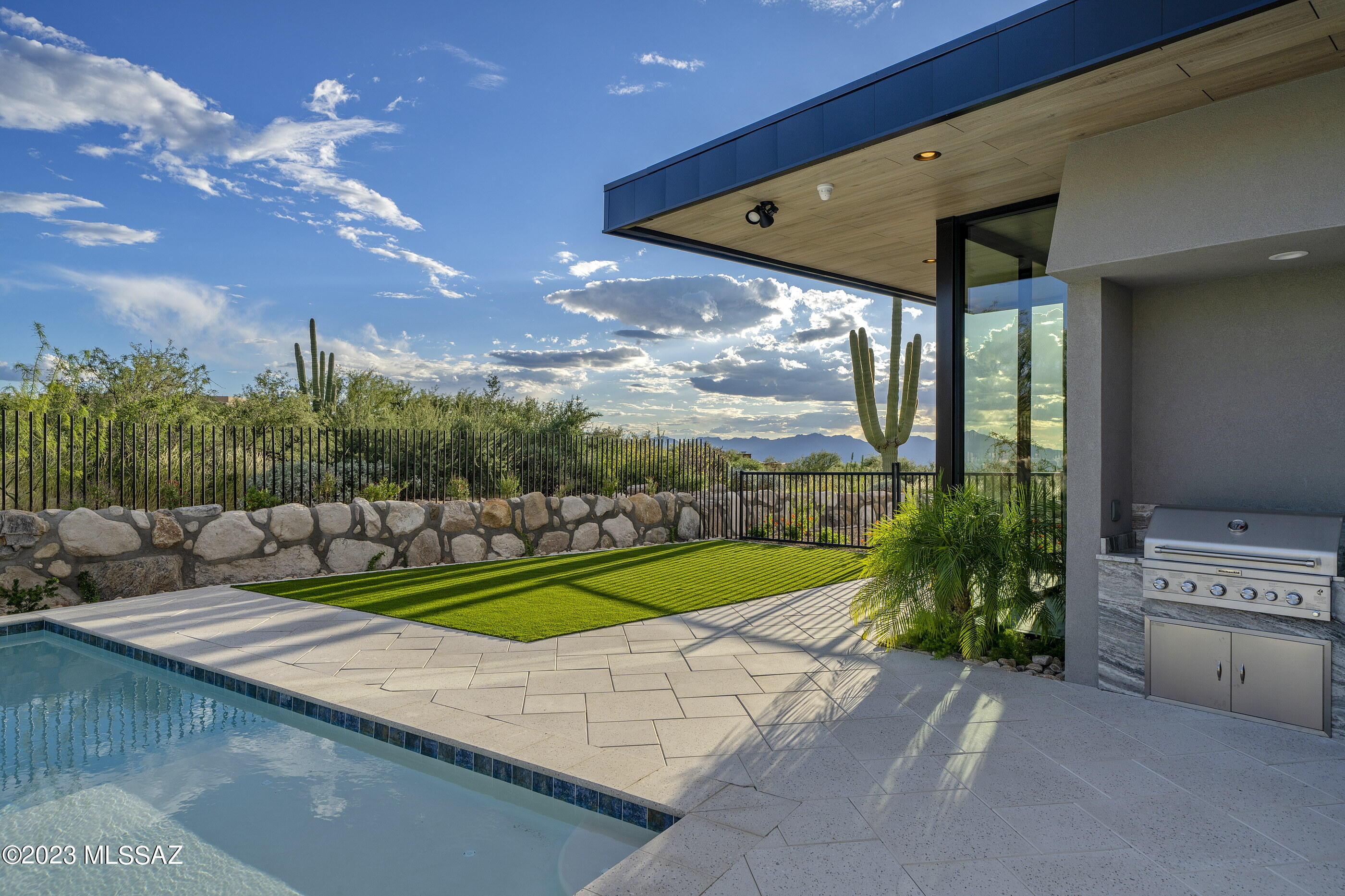 2131 E Desert Garden Drive