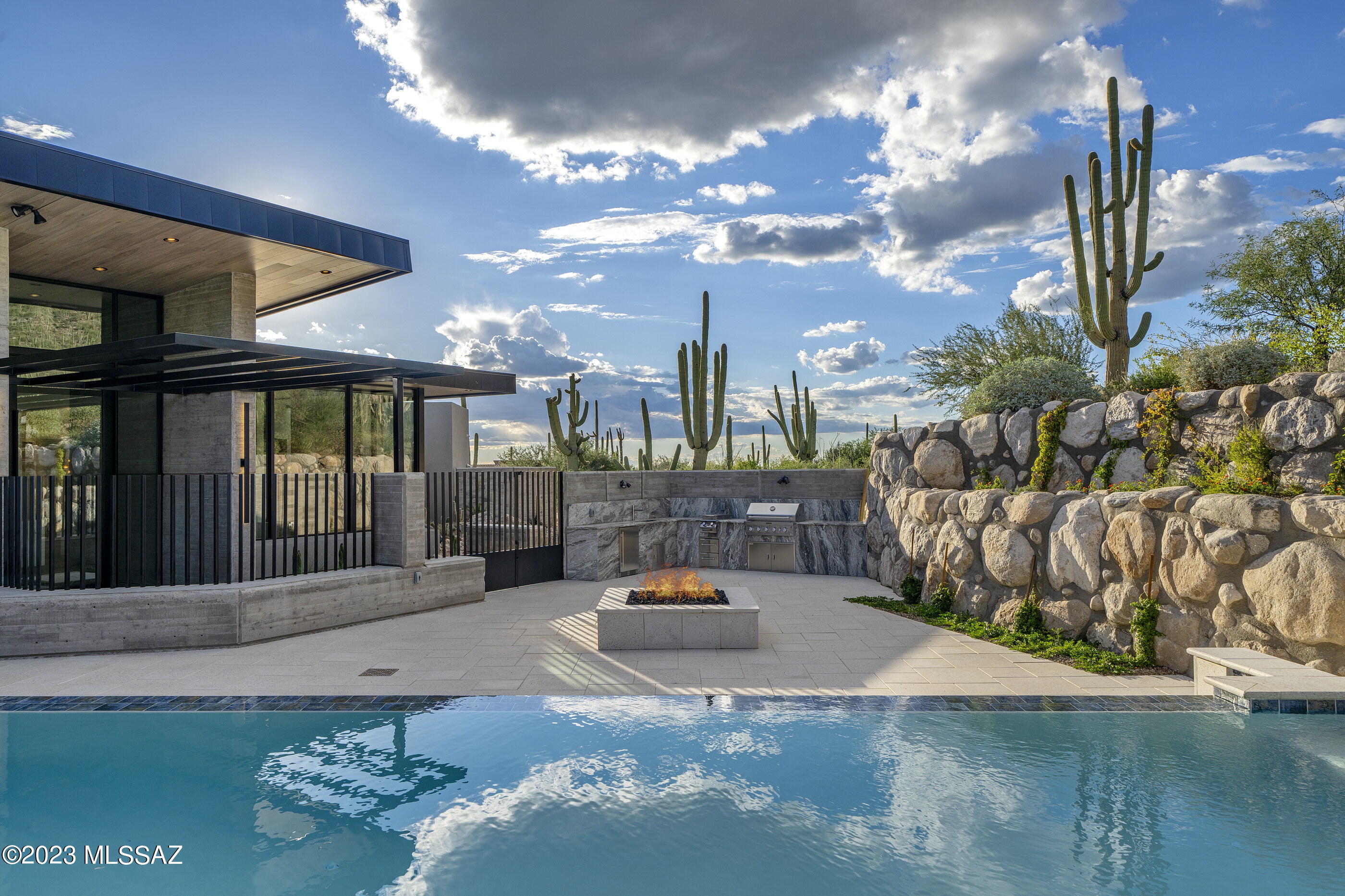 2131 E Desert Garden Drive
