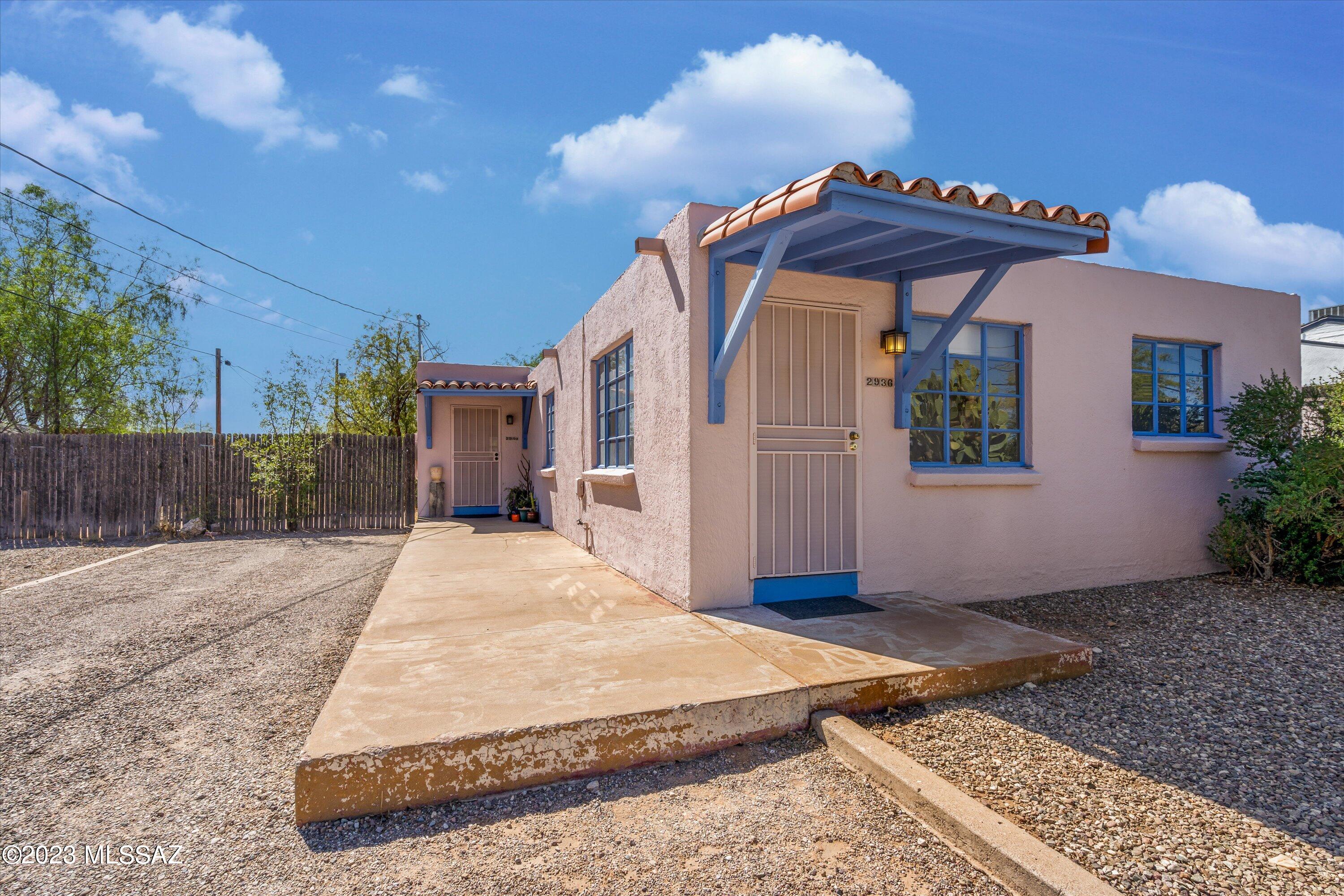 2936 E Edison Street