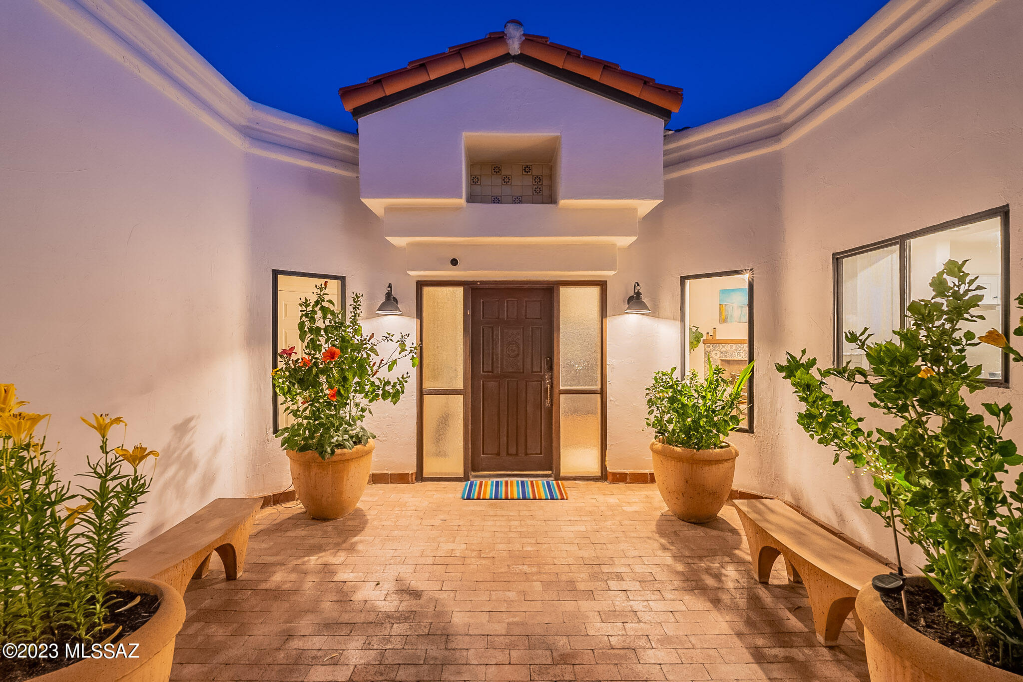 2056 E Calle De Dulcinea
