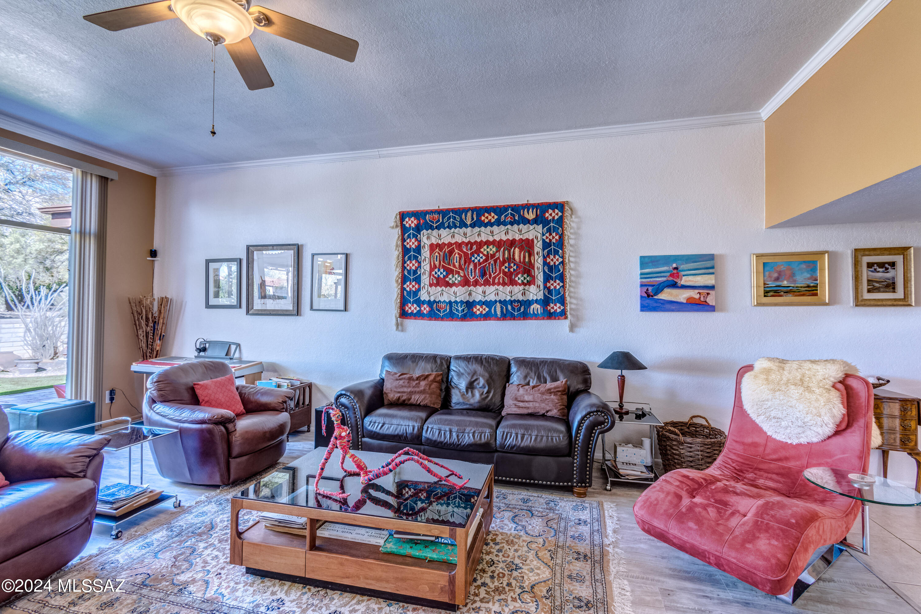 5634 N Calle De La Reina