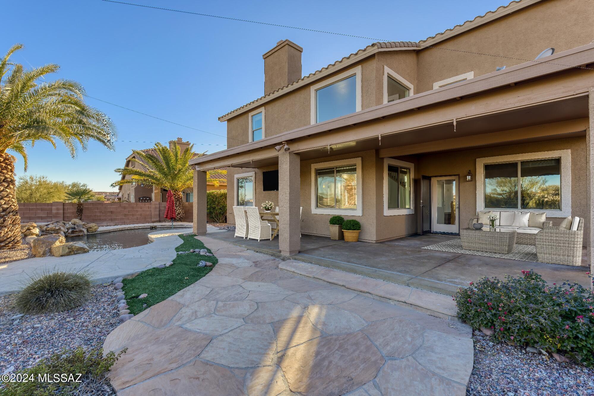 5024 N Louis River Way