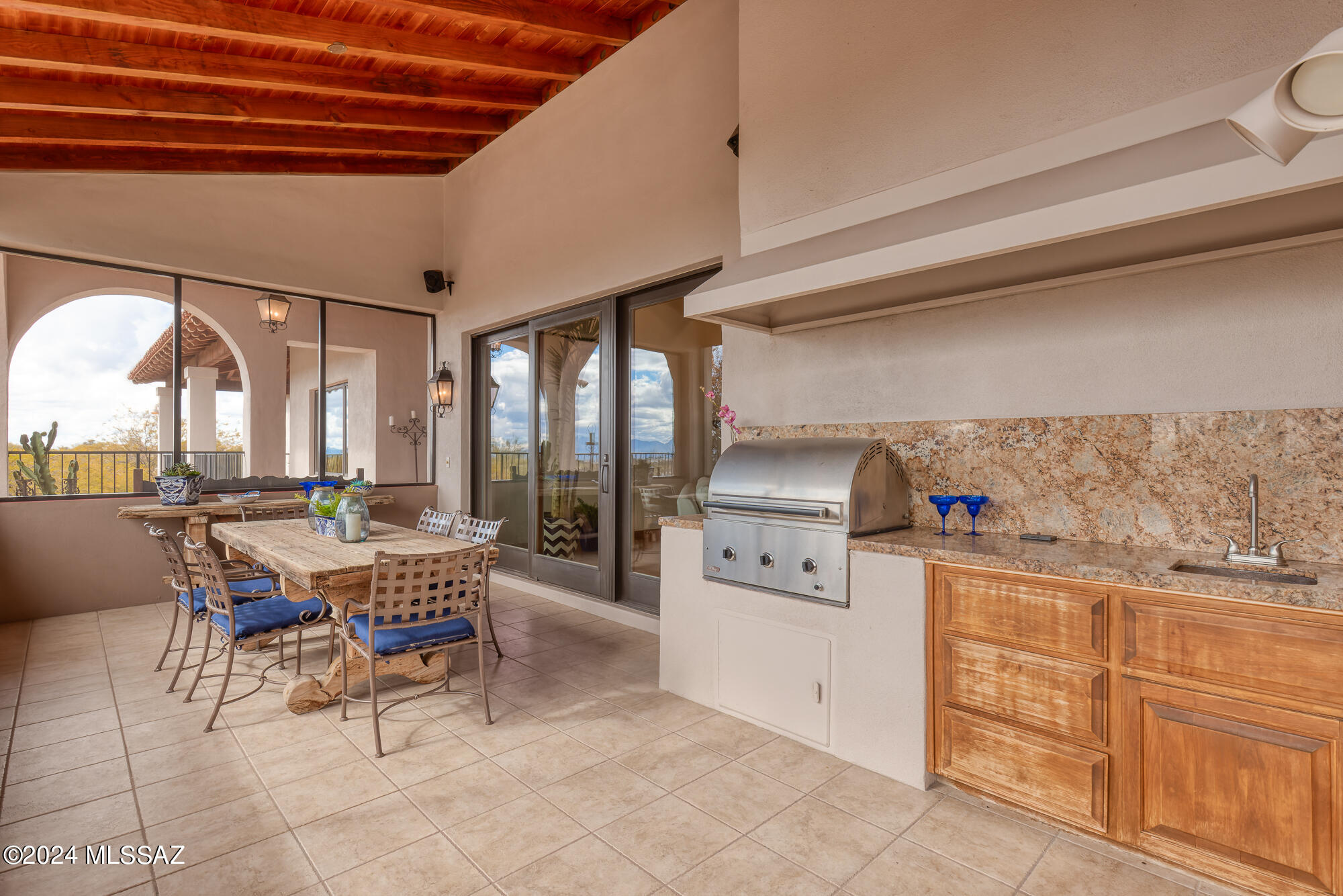 3540 E Calle Puerta De Acero