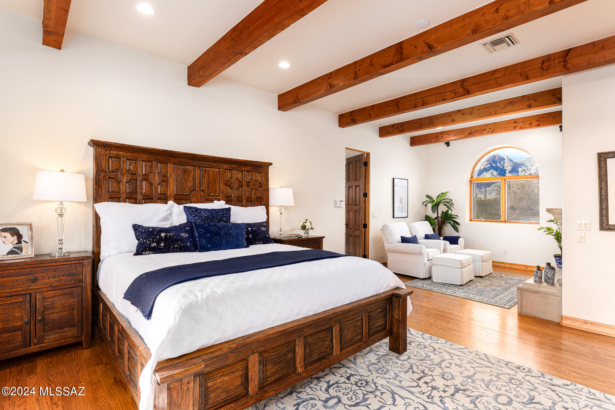 3540 E Calle Puerta De Acero
