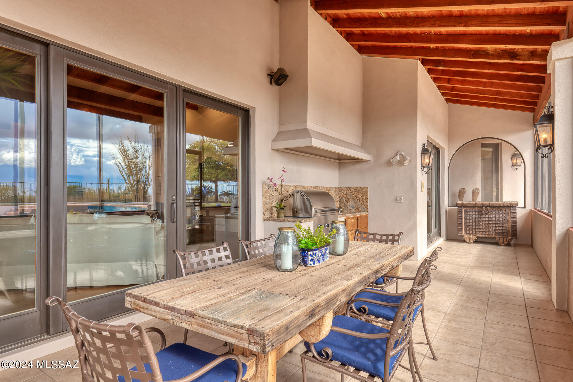 3540 E Calle Puerta De Acero