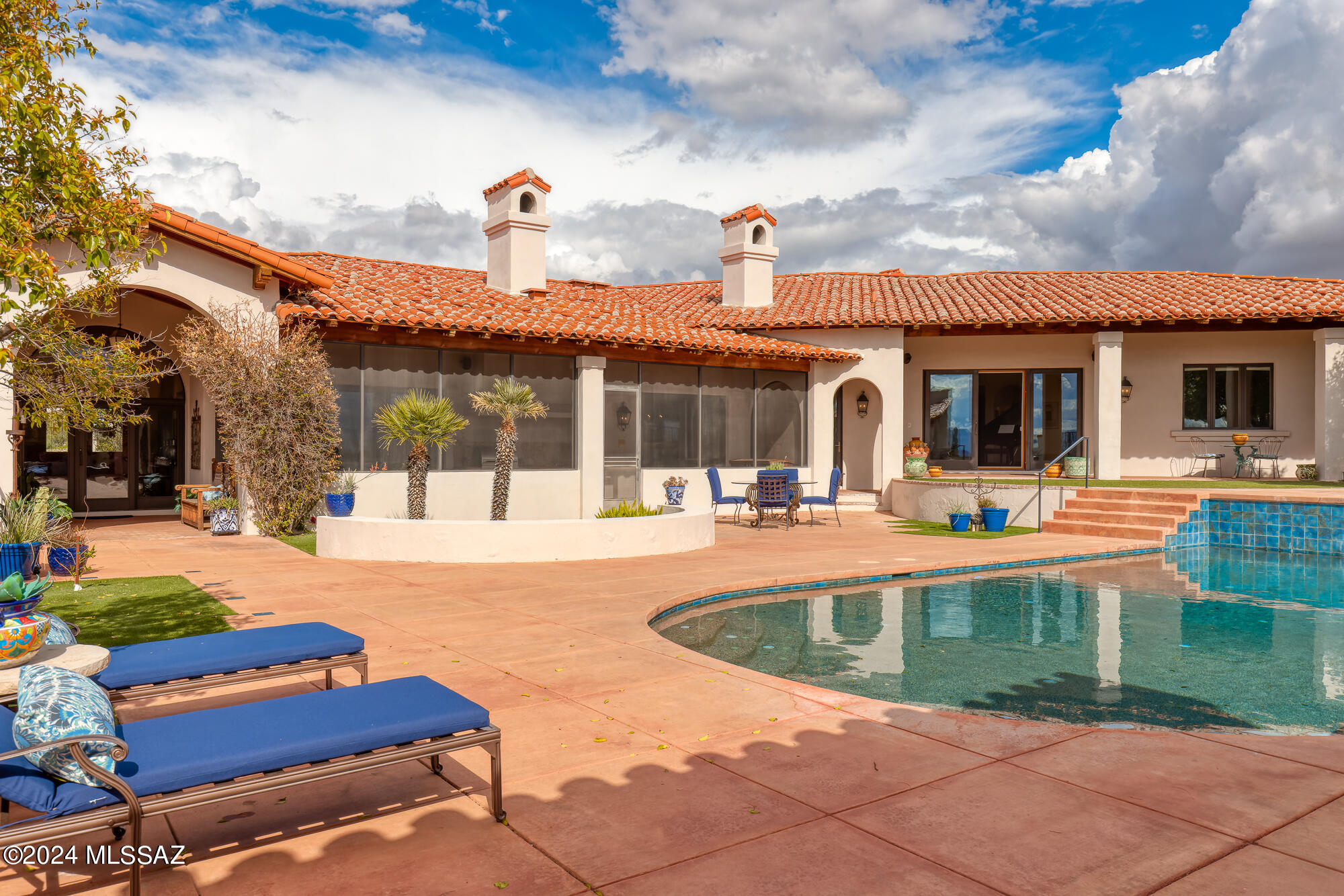 3540 E Calle Puerta De Acero