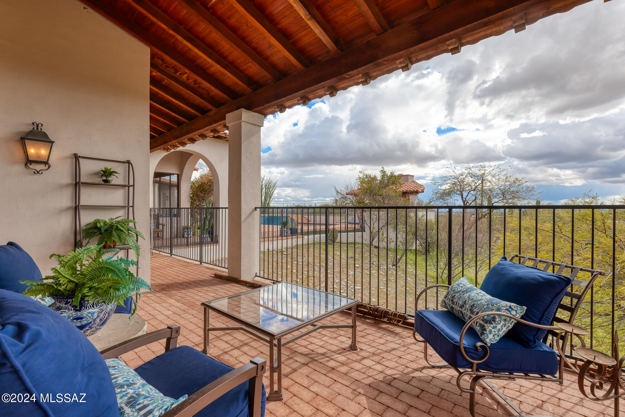 3540 E Calle Puerta De Acero