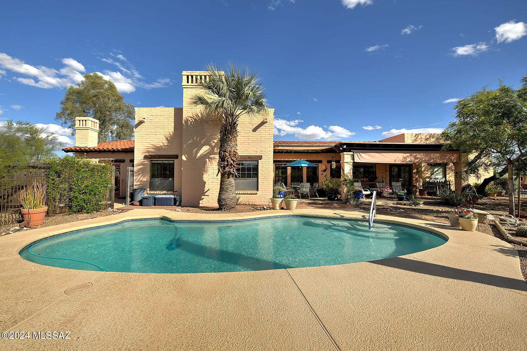 4389 E Desert Oak Trail