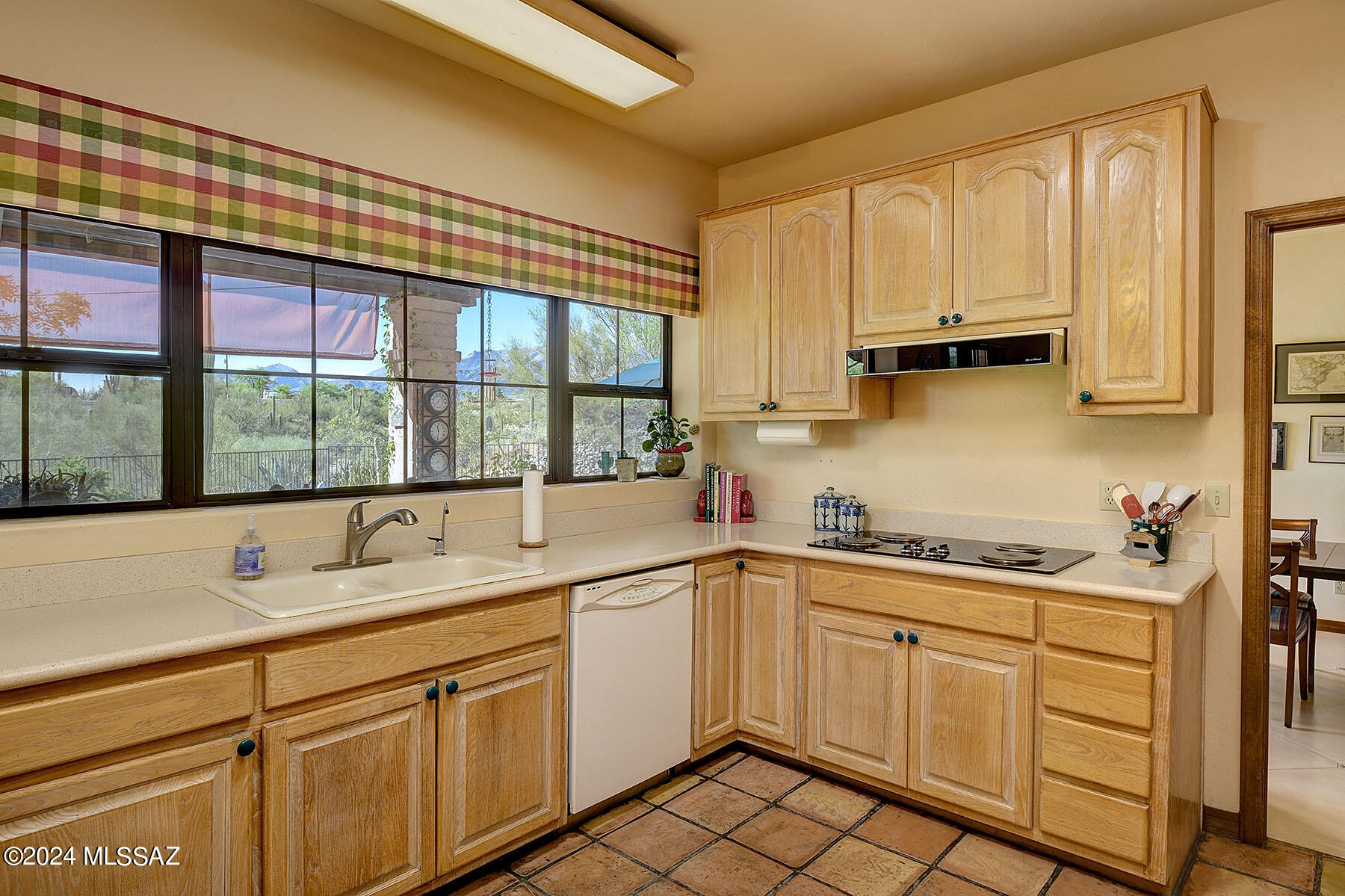 4389 E Desert Oak Trail