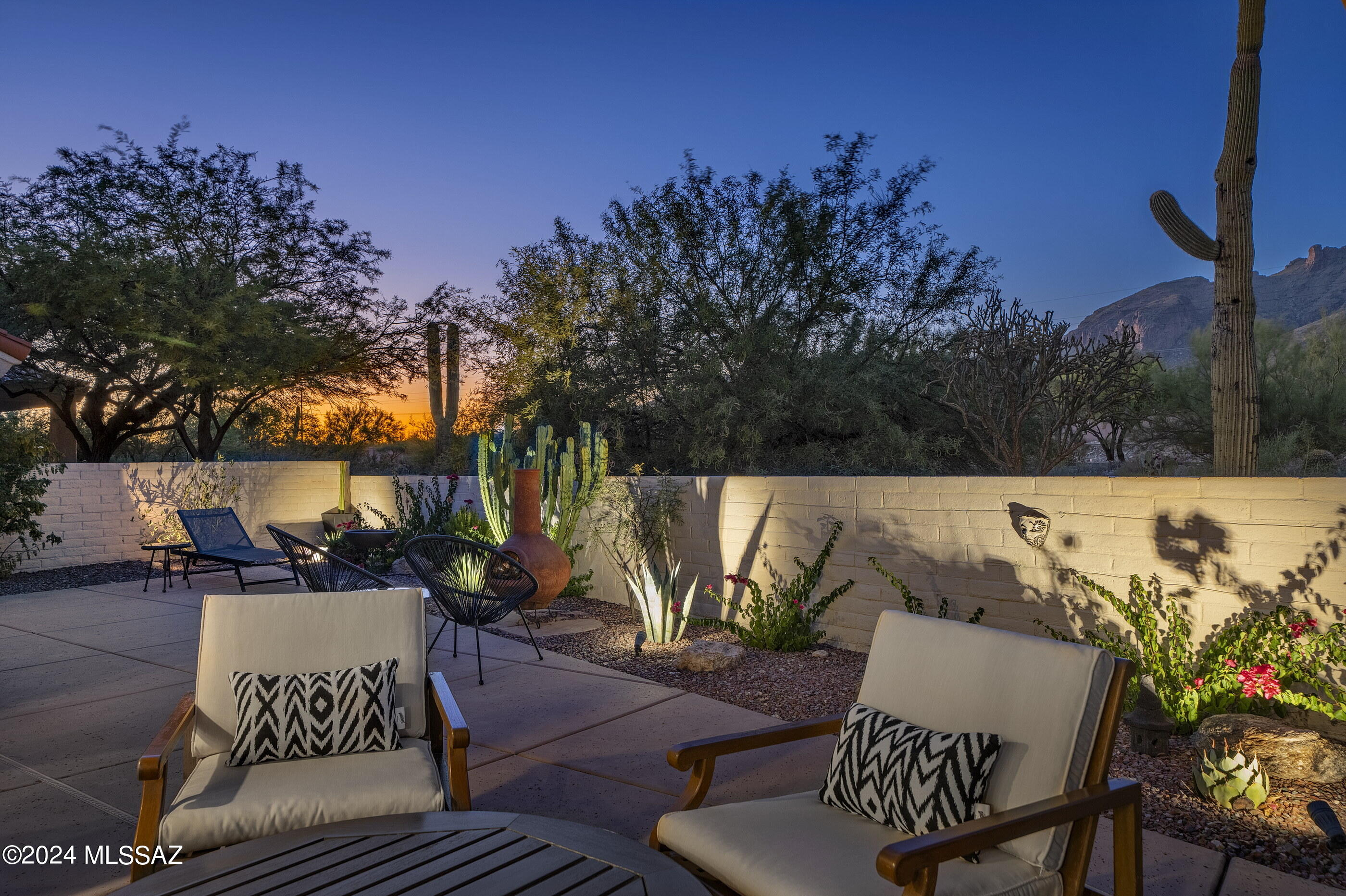 3861 E Calle Cayo