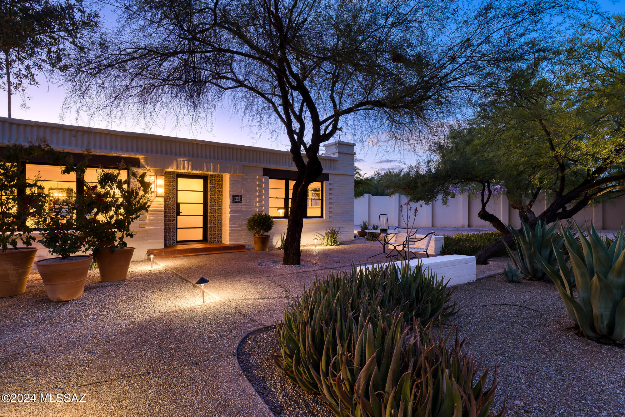 150 S Palomar Drive