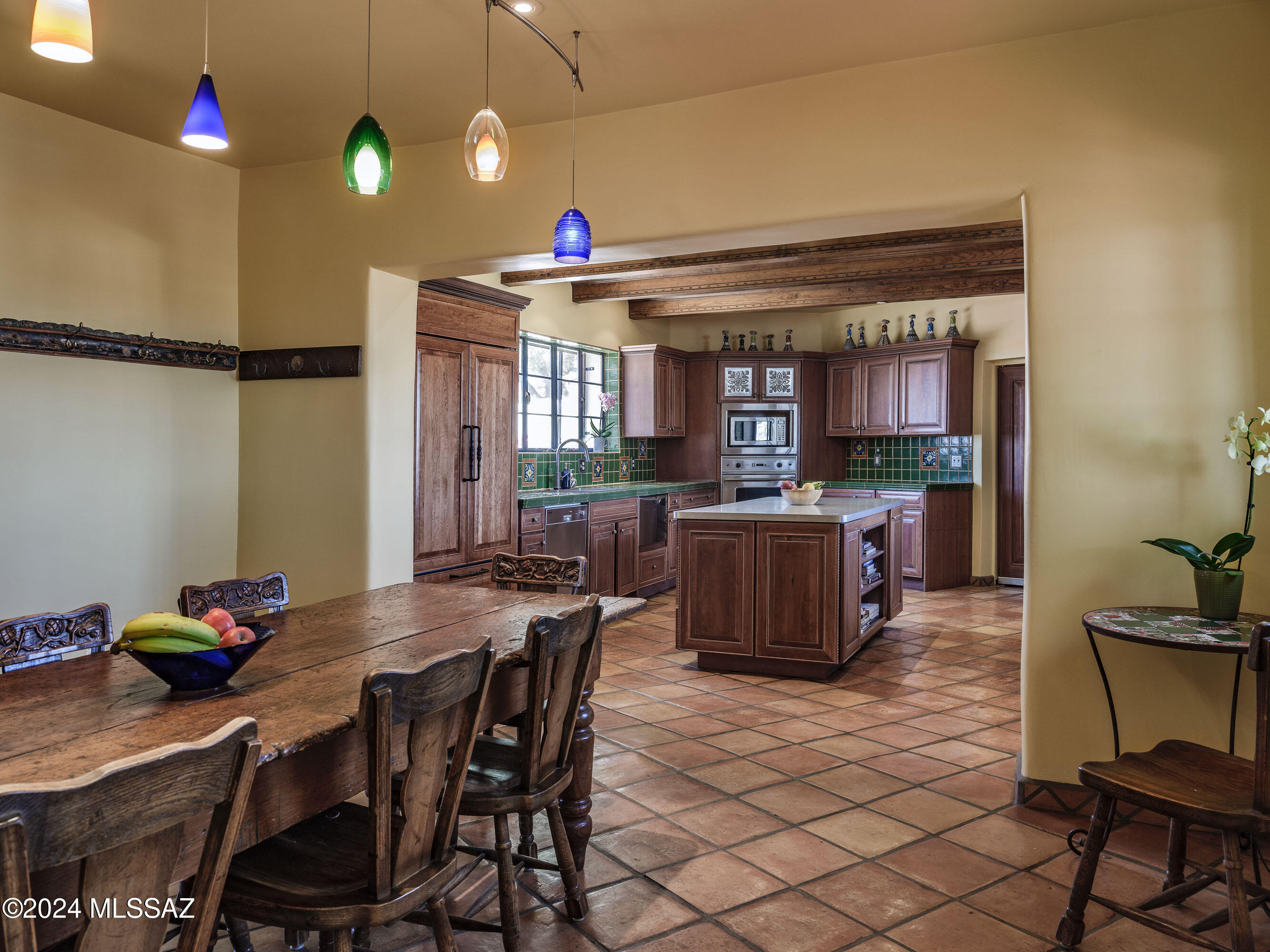 5201 N Hacienda Del Sol Road