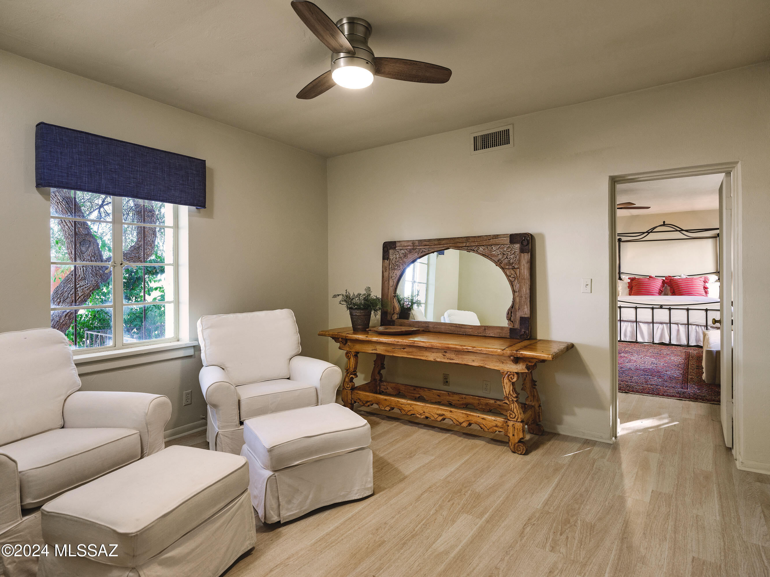 5201 N Hacienda Del Sol Road