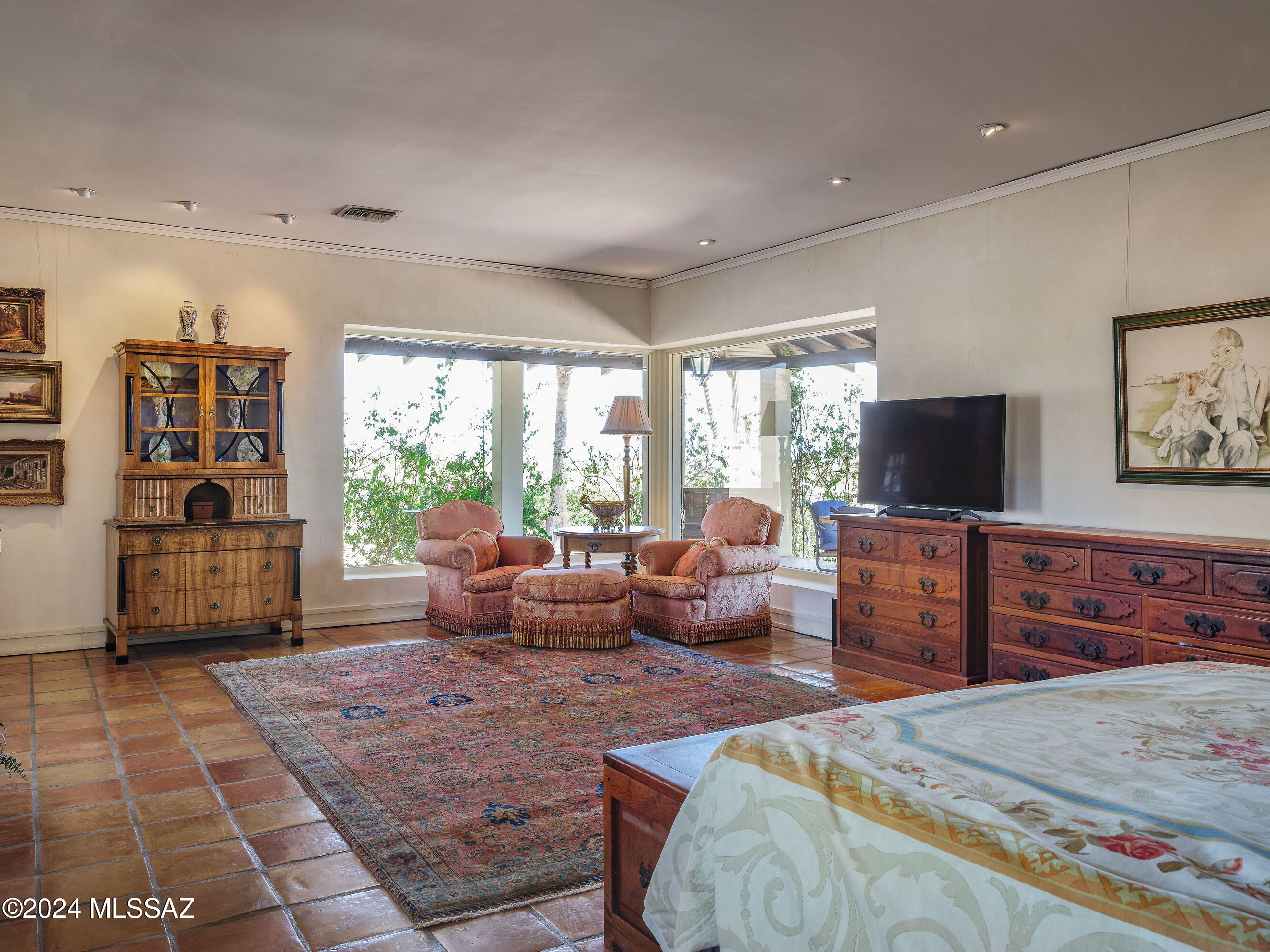 5201 N Hacienda Del Sol Road