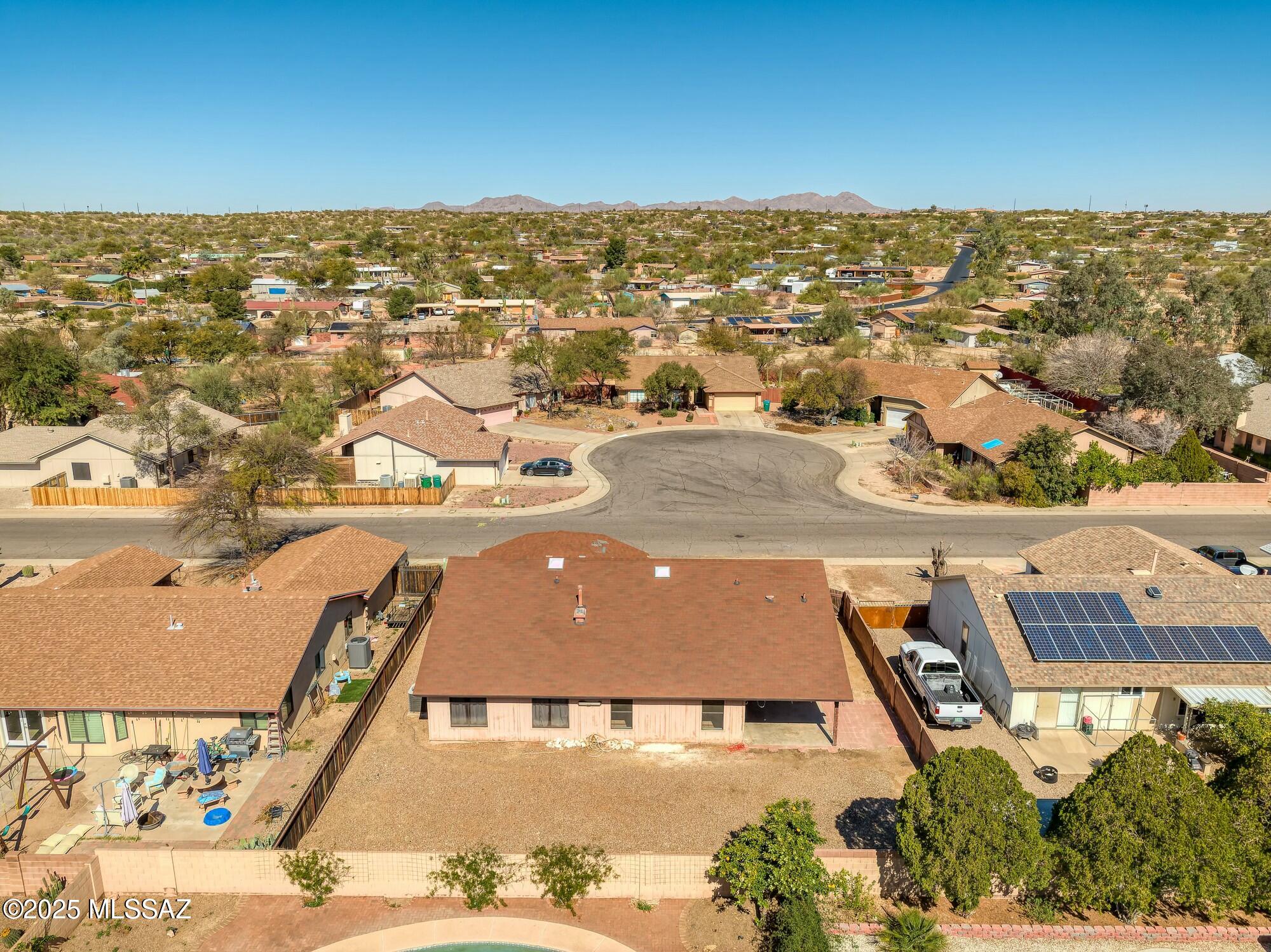 1517 W Oak Shadows Drive