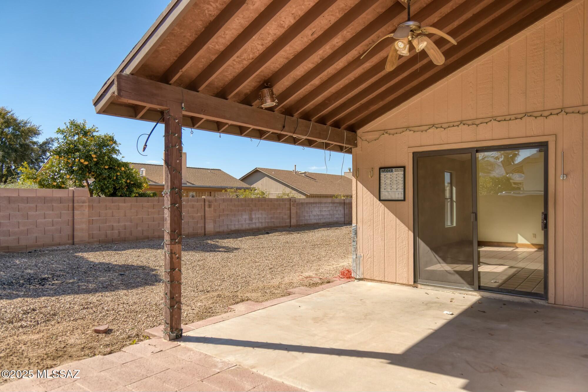 1517 W Oak Shadows Drive