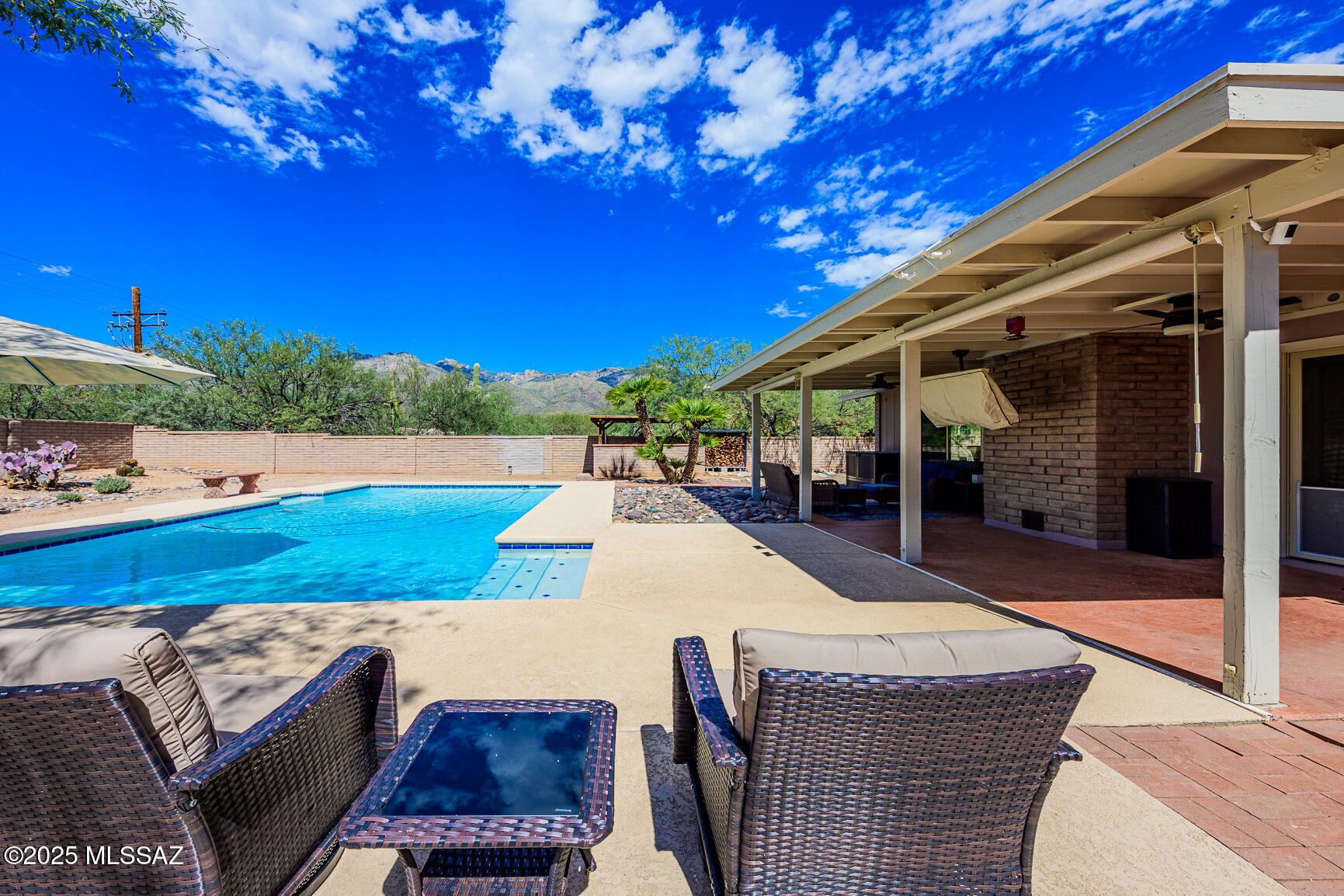 5271 N Stonehouse Place