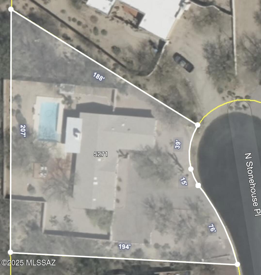 5271 N Stonehouse Place