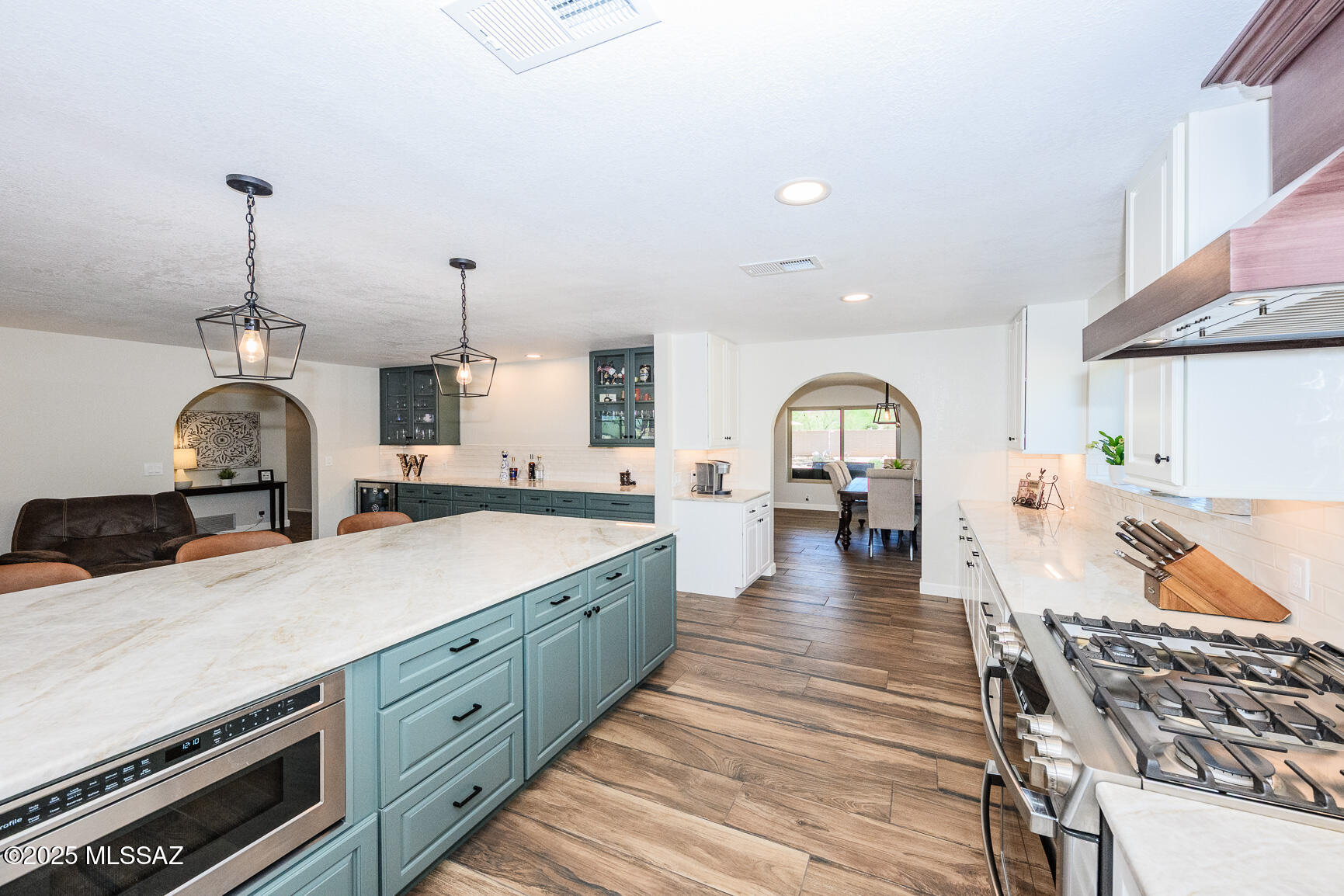 5271 N Stonehouse Place