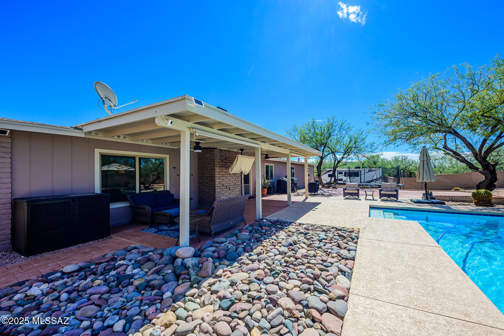 5271 N Stonehouse Place