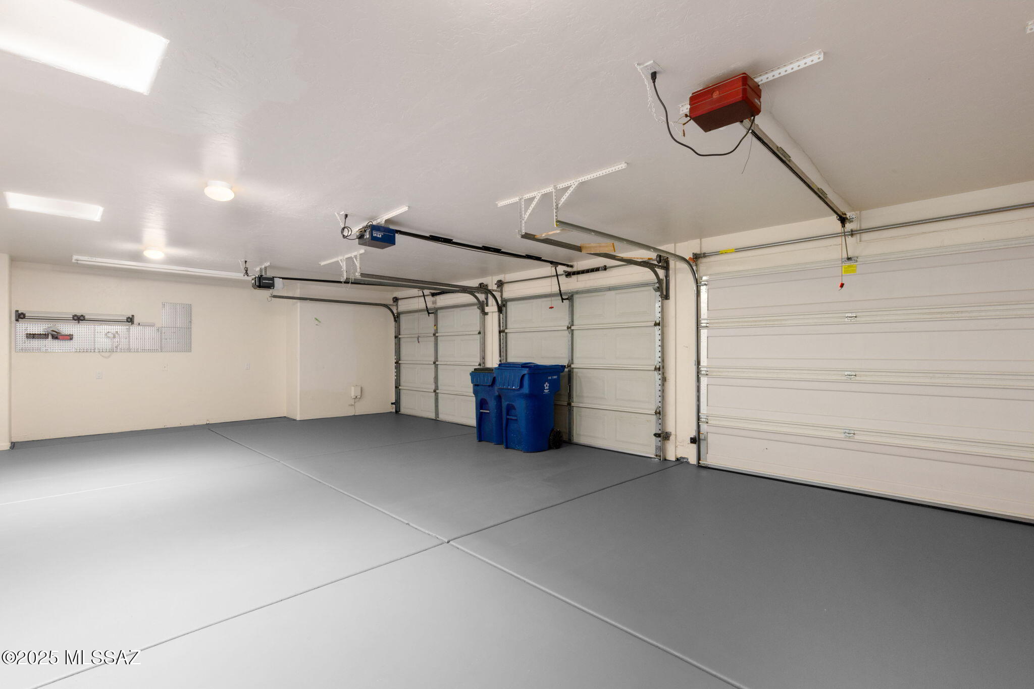 6110 E Paseo Cimarron