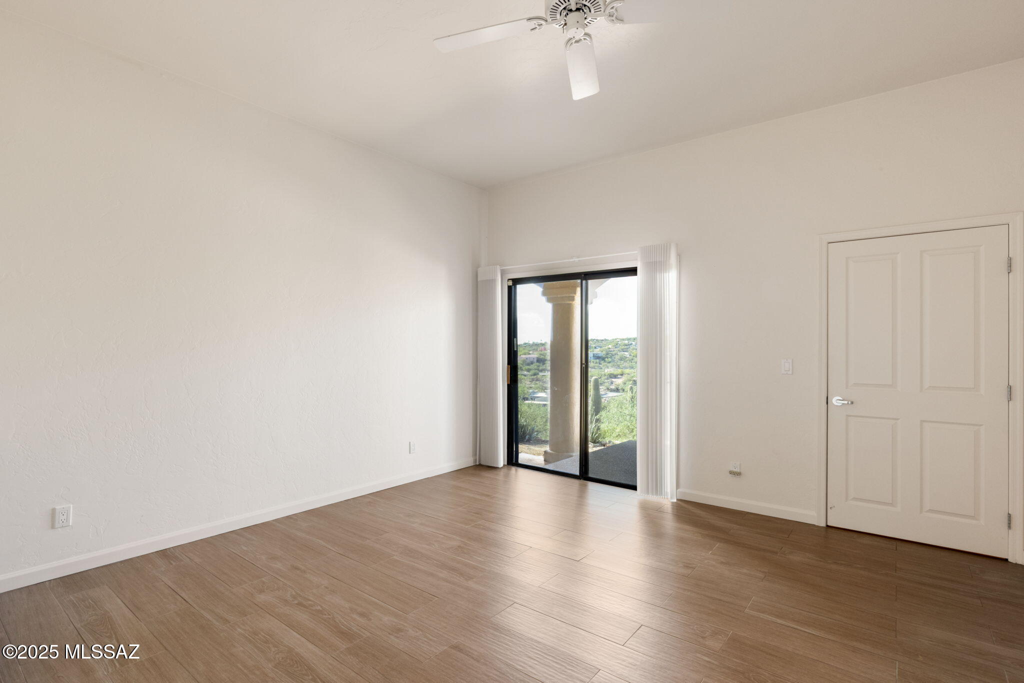 6110 E Paseo Cimarron