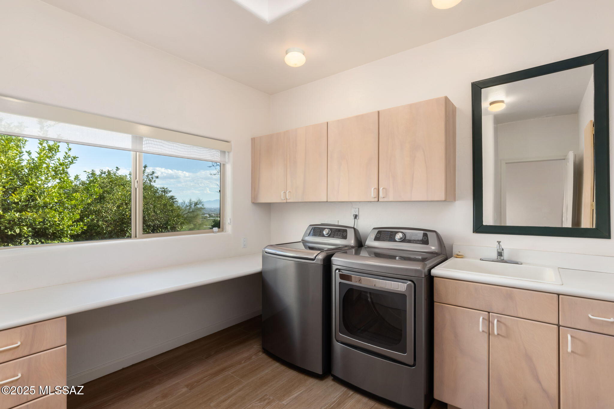 6110 E Paseo Cimarron